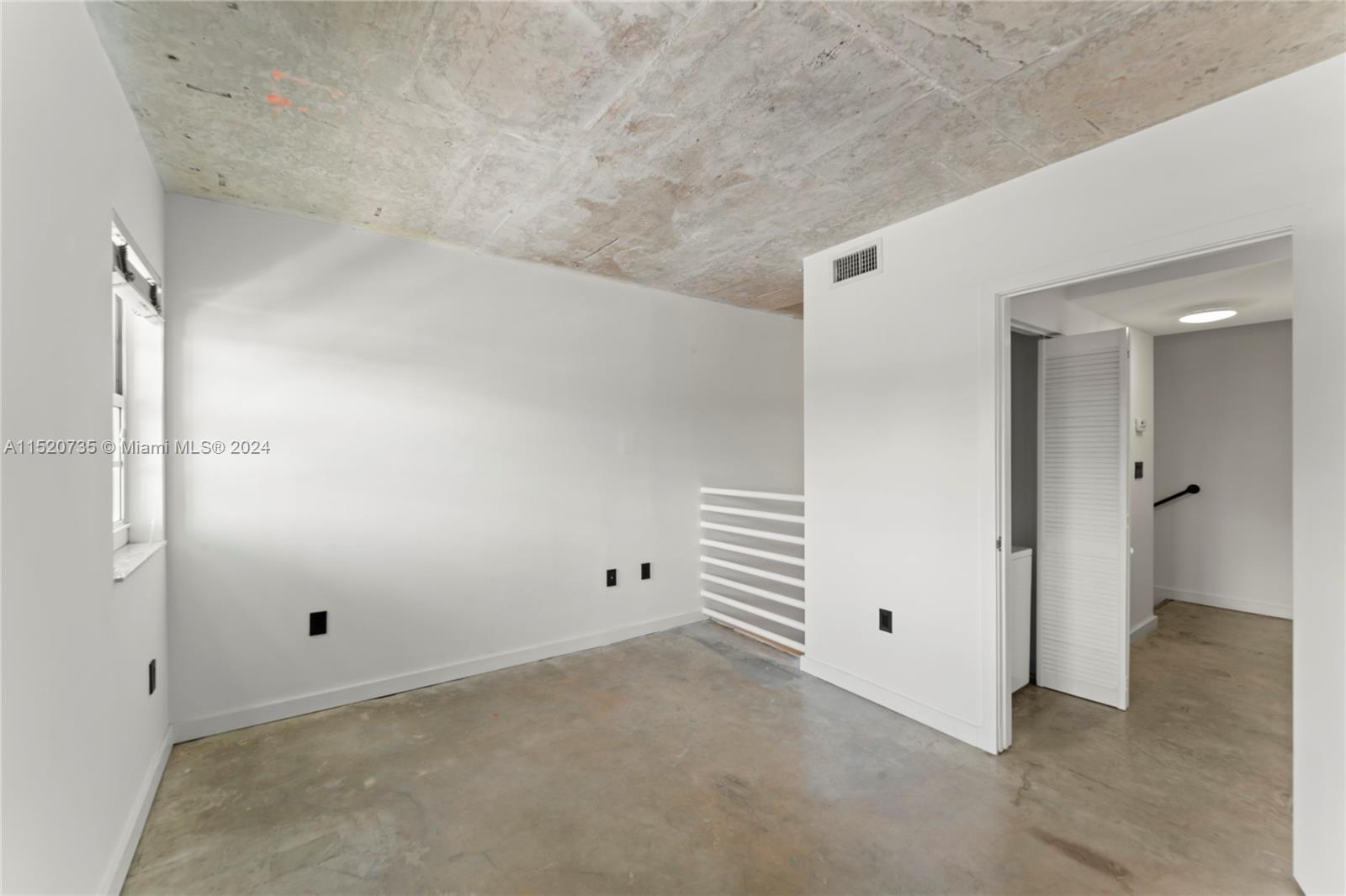 3001 SW 22nd Ter TH-5, Miami, Florida 33145, 2 Bedrooms Bedrooms, ,1 BathroomBathrooms,Residential,For Sale,3001 SW 22nd Ter TH-5,A11520735