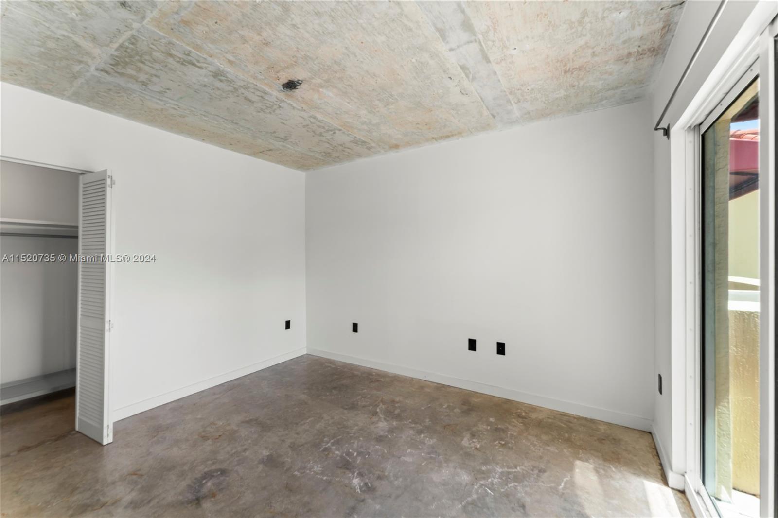 3001 SW 22nd Ter TH-5, Miami, Florida 33145, 2 Bedrooms Bedrooms, ,1 BathroomBathrooms,Residential,For Sale,3001 SW 22nd Ter TH-5,A11520735
