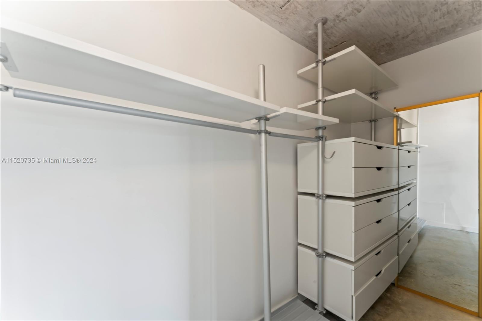 3001 SW 22nd Ter TH-5, Miami, Florida 33145, 2 Bedrooms Bedrooms, ,1 BathroomBathrooms,Residential,For Sale,3001 SW 22nd Ter TH-5,A11520735