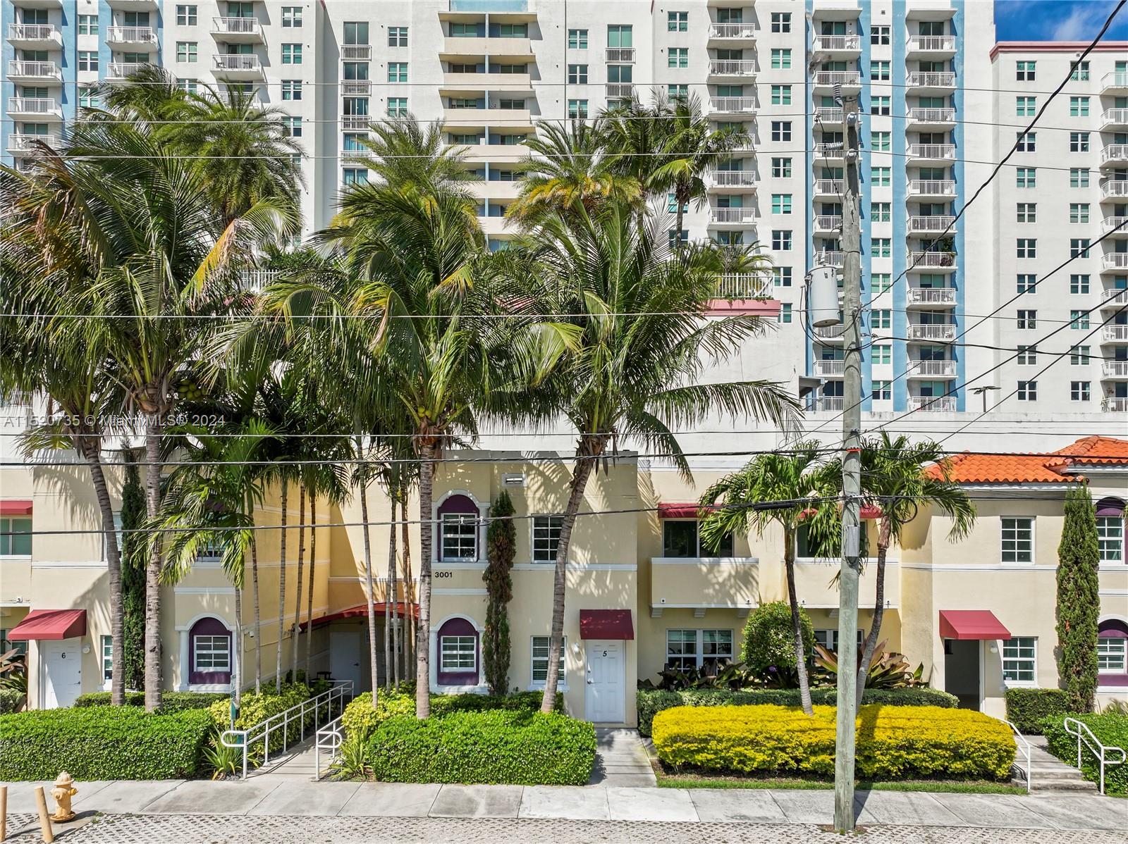 3001 SW 22nd Ter TH-5, Miami, Florida 33145, 2 Bedrooms Bedrooms, ,1 BathroomBathrooms,Residential,For Sale,3001 SW 22nd Ter TH-5,A11520735