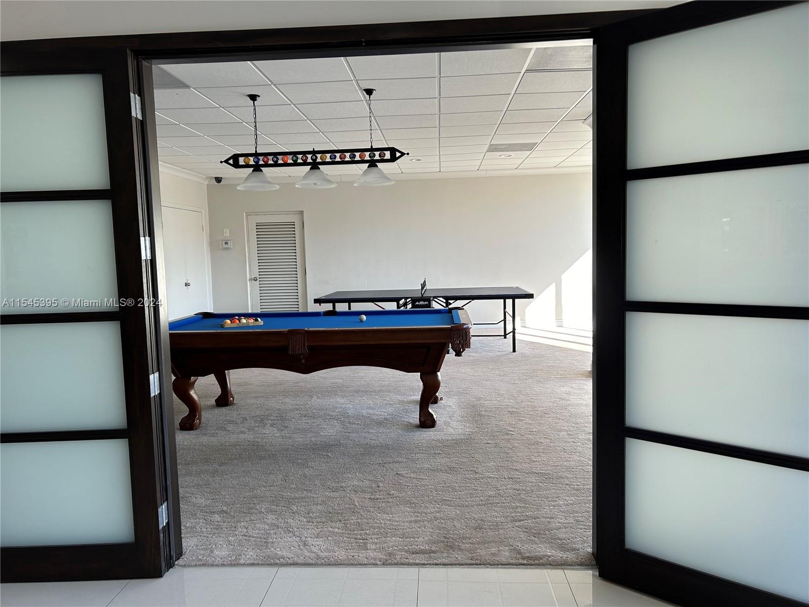 2017 S Ocean Dr 1405, Hallandale Beach, Florida 33009, 2 Bedrooms Bedrooms, ,2 BathroomsBathrooms,Residentiallease,For Rent,2017 S Ocean Dr 1405,A11545395