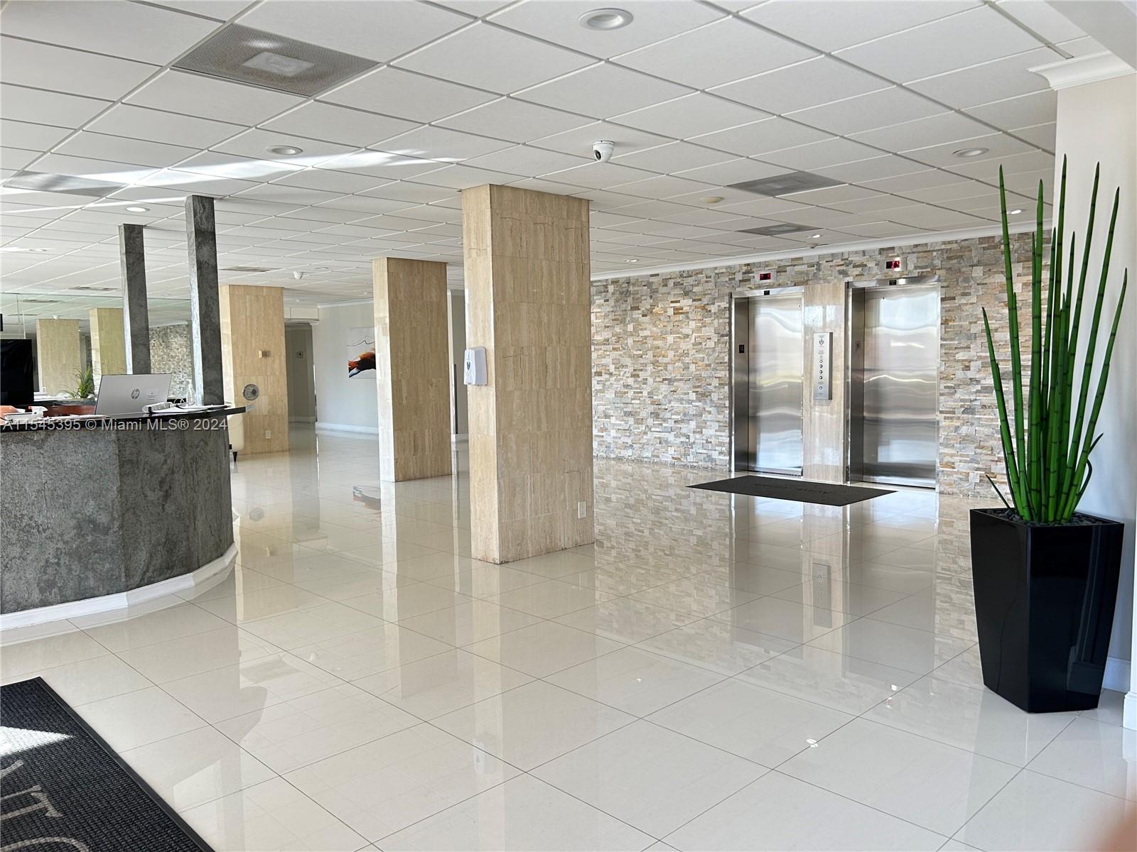 2017 S Ocean Dr 1405, Hallandale Beach, Florida 33009, 2 Bedrooms Bedrooms, ,2 BathroomsBathrooms,Residentiallease,For Rent,2017 S Ocean Dr 1405,A11545395