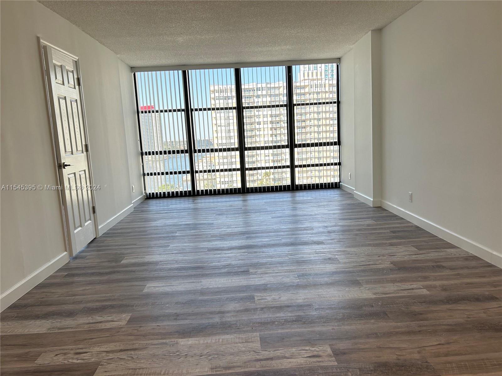 2017 S Ocean Dr 1405, Hallandale Beach, Florida 33009, 2 Bedrooms Bedrooms, ,2 BathroomsBathrooms,Residentiallease,For Rent,2017 S Ocean Dr 1405,A11545395