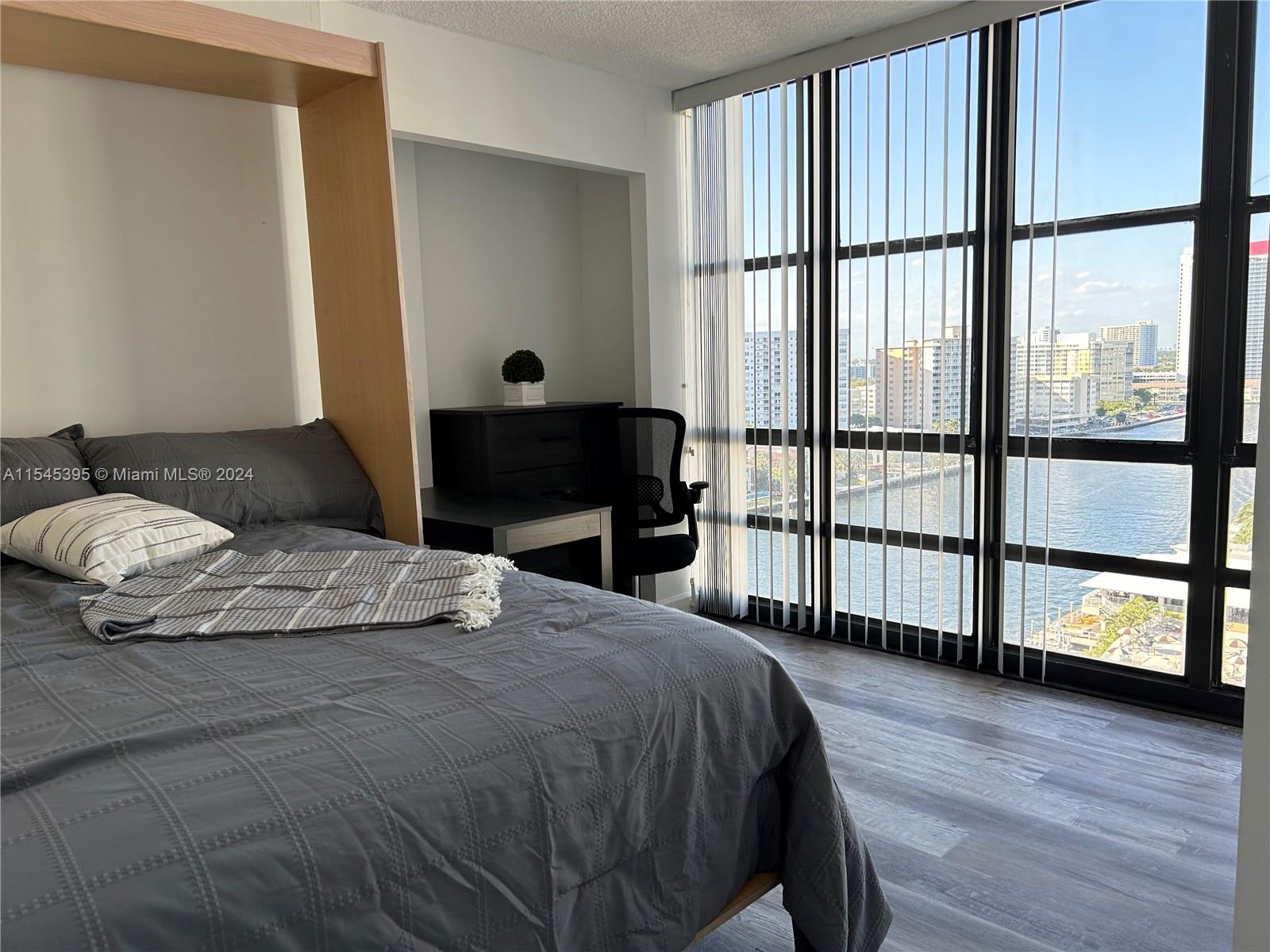 2017 S Ocean Dr 1405, Hallandale Beach, Florida 33009, 2 Bedrooms Bedrooms, ,2 BathroomsBathrooms,Residentiallease,For Rent,2017 S Ocean Dr 1405,A11545395