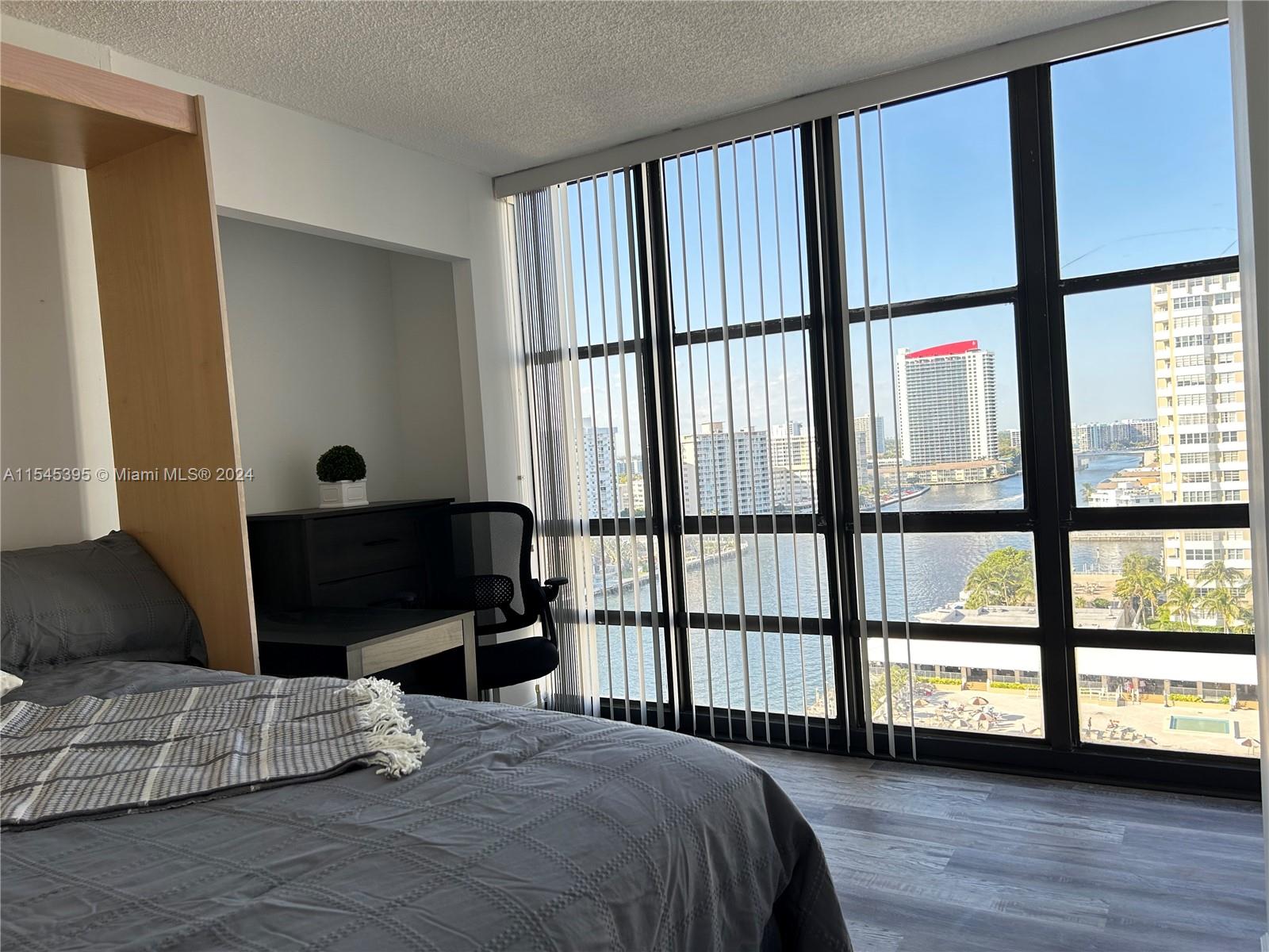 2017 S Ocean Dr 1405, Hallandale Beach, Florida 33009, 2 Bedrooms Bedrooms, ,2 BathroomsBathrooms,Residentiallease,For Rent,2017 S Ocean Dr 1405,A11545395