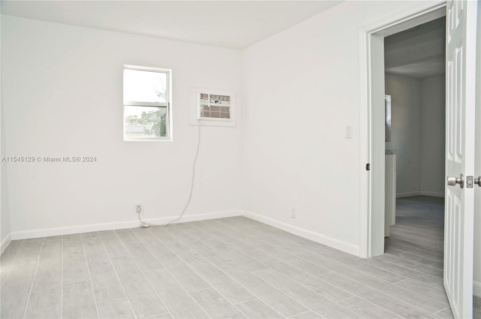 1323 N Federal Hwy 3, Hollywood, Florida 33020, 1 Bedroom Bedrooms, ,1 BathroomBathrooms,Residentiallease,For Rent,1323 N Federal Hwy 3,A11545129