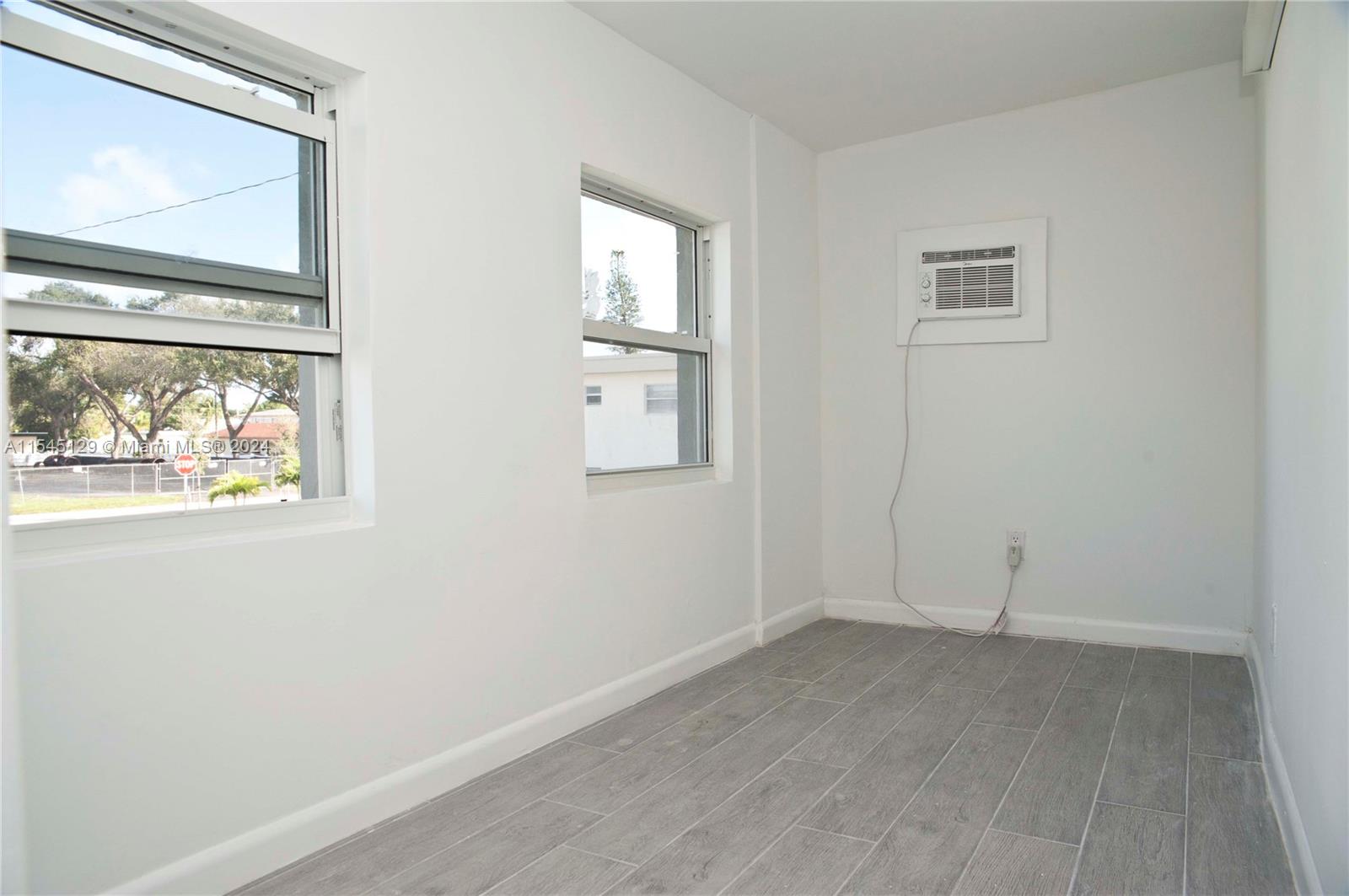 1323 N Federal Hwy 3, Hollywood, Florida 33020, 1 Bedroom Bedrooms, ,1 BathroomBathrooms,Residentiallease,For Rent,1323 N Federal Hwy 3,A11545129