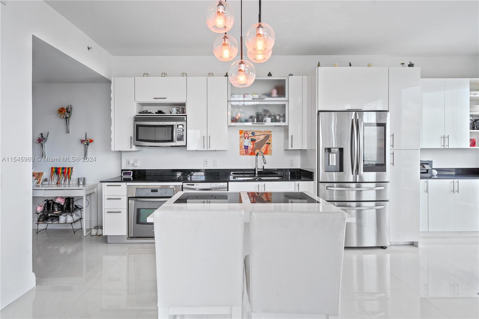 60 SW 13th St 4013, Miami, Florida 33130, 2 Bedrooms Bedrooms, ,2 BathroomsBathrooms,Residential,For Sale,60 SW 13th St 4013,A11545969