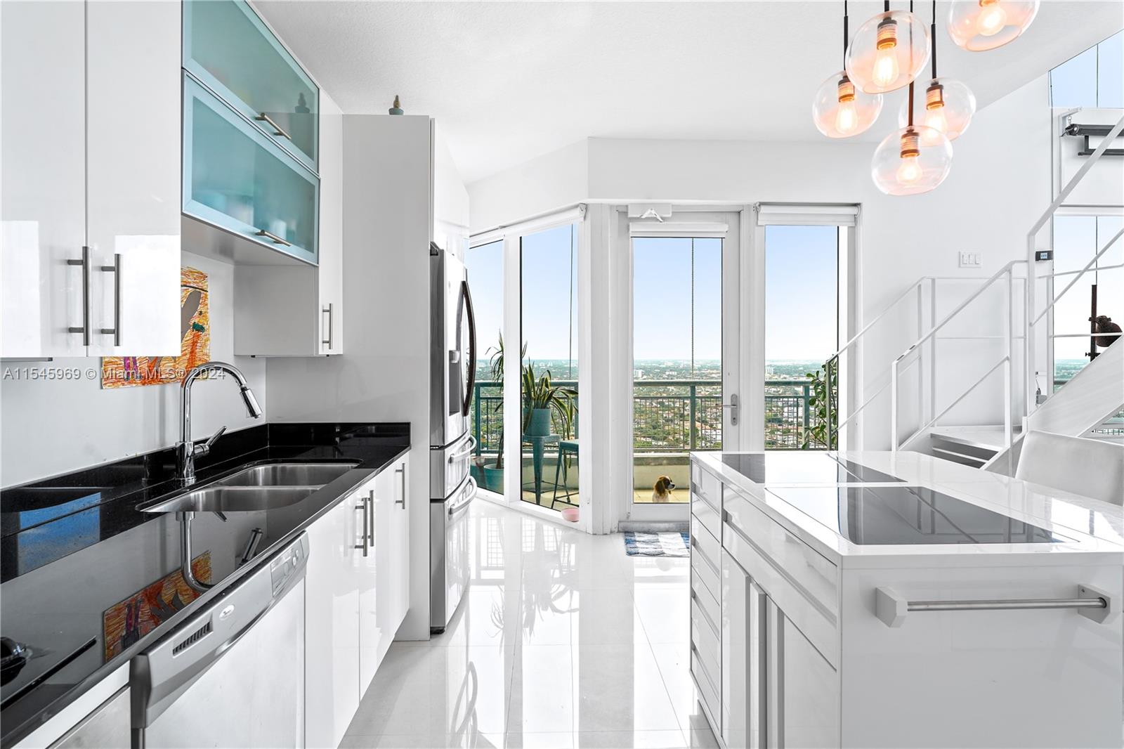 60 SW 13th St 4013, Miami, Florida 33130, 2 Bedrooms Bedrooms, ,2 BathroomsBathrooms,Residential,For Sale,60 SW 13th St 4013,A11545969