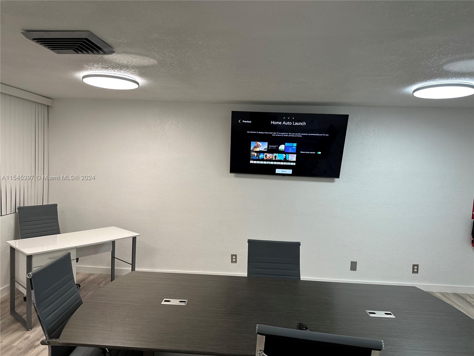 3045 N Federal Hwy, Fort Lauderdale, Florida 33306, ,Businessopportunity,For Sale,3045 N Federal Hwy,A11545397