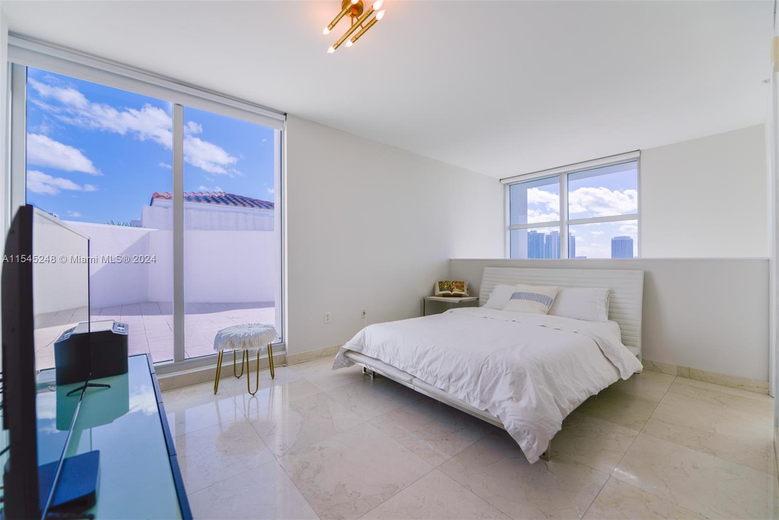 3131 NE 188th St 1-1213, Aventura, Florida 33180, 2 Bedrooms Bedrooms, ,2 BathroomsBathrooms,Residentiallease,For Rent,3131 NE 188th St 1-1213,A11545248