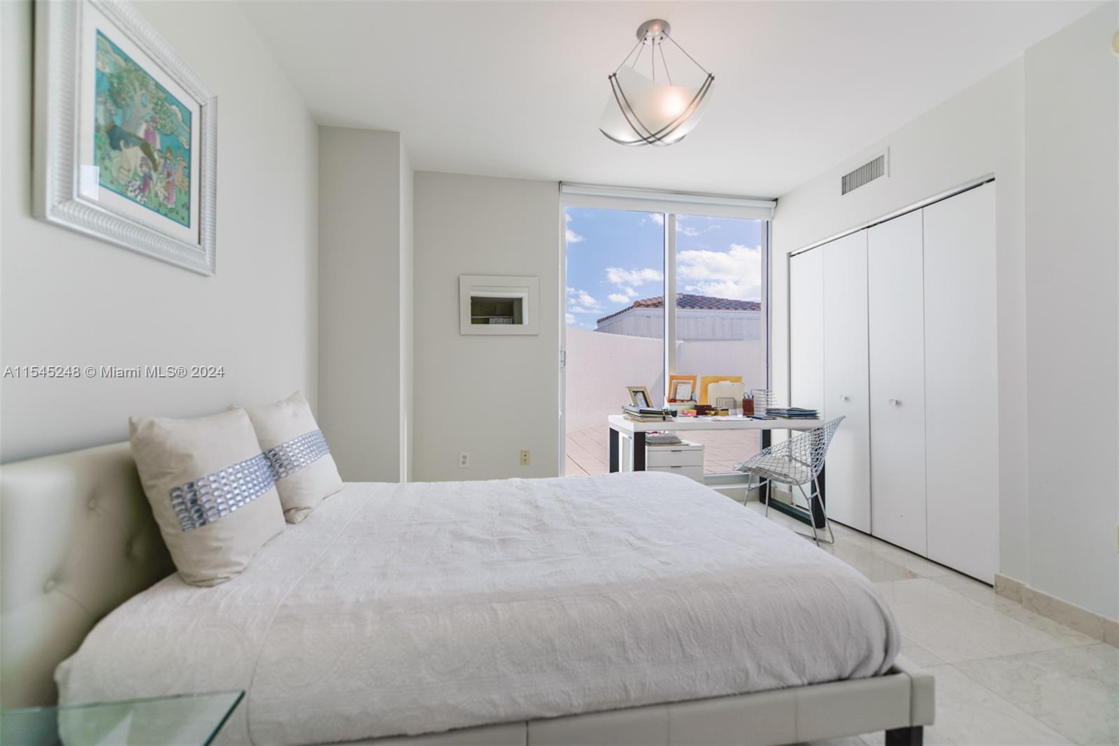 3131 NE 188th St 1-1213, Aventura, Florida 33180, 2 Bedrooms Bedrooms, ,2 BathroomsBathrooms,Residentiallease,For Rent,3131 NE 188th St 1-1213,A11545248