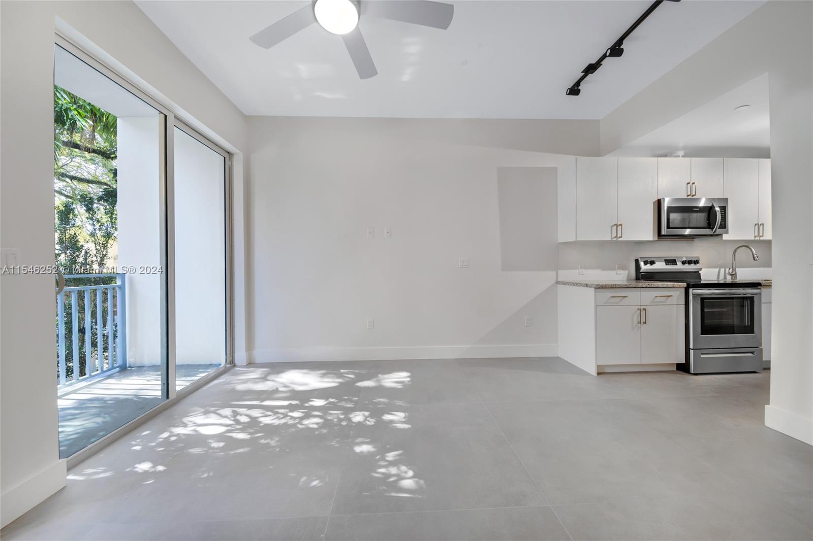 1536 NW 15th Ave 103, Miami, Florida 33125, ,1 BathroomBathrooms,Residentiallease,For Rent,1536 NW 15th Ave 103,A11546252