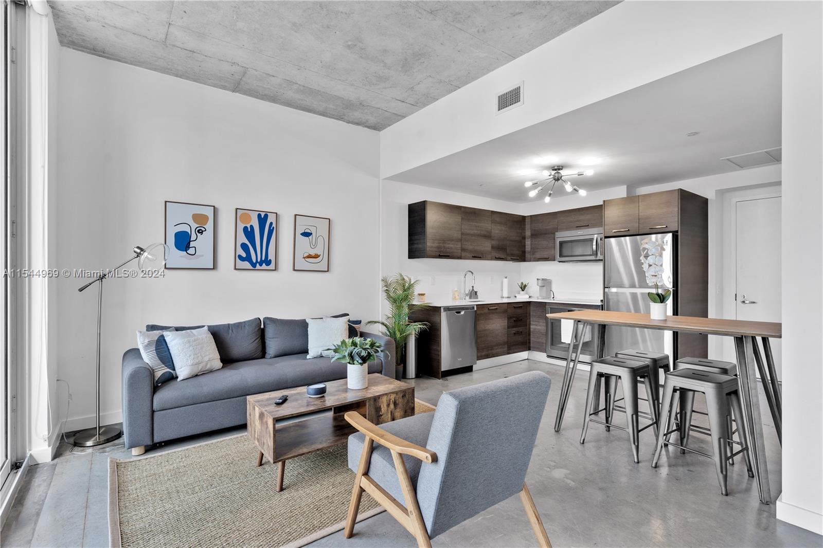 151 SE 1st St 3203, Miami, Florida 33131, 1 Bedroom Bedrooms, ,1 BathroomBathrooms,Residentiallease,For Rent,151 SE 1st St 3203,A11544969