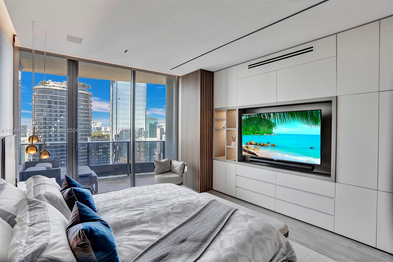 1000 Brickell Plz PH5208, Miami, Florida 33131, 3 Bedrooms Bedrooms, ,3 BathroomsBathrooms,Residentiallease,For Rent,1000 Brickell Plz PH5208,A11544055