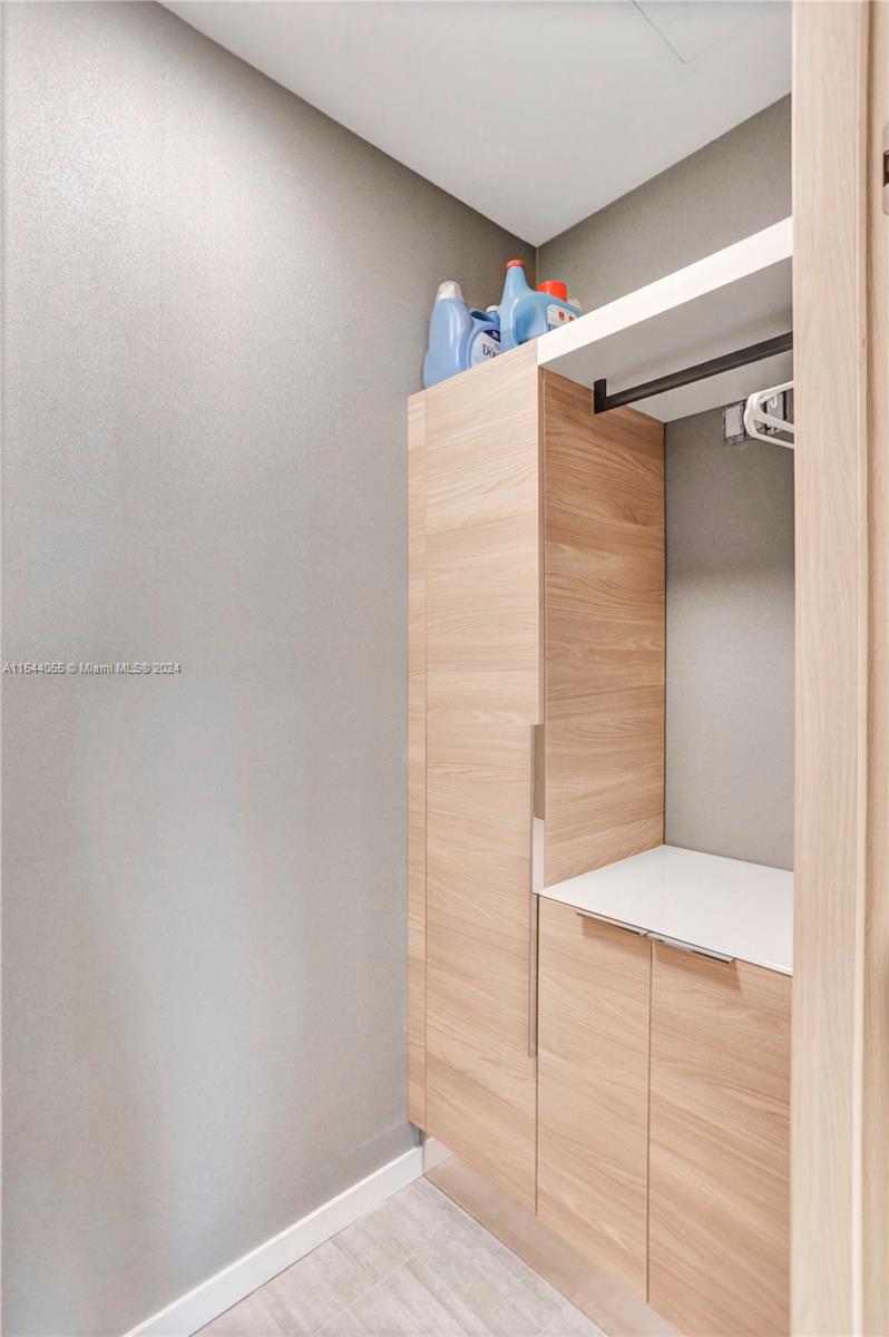 1000 Brickell Plz PH5208, Miami, Florida 33131, 3 Bedrooms Bedrooms, ,3 BathroomsBathrooms,Residentiallease,For Rent,1000 Brickell Plz PH5208,A11544055