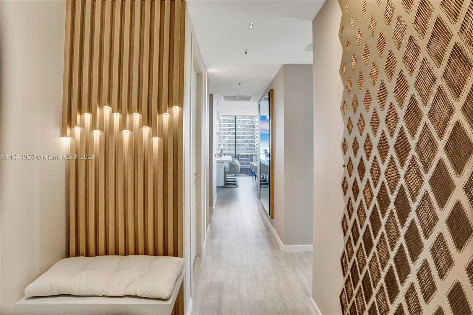 1000 Brickell Plz PH5208, Miami, Florida 33131, 3 Bedrooms Bedrooms, ,3 BathroomsBathrooms,Residentiallease,For Rent,1000 Brickell Plz PH5208,A11544055