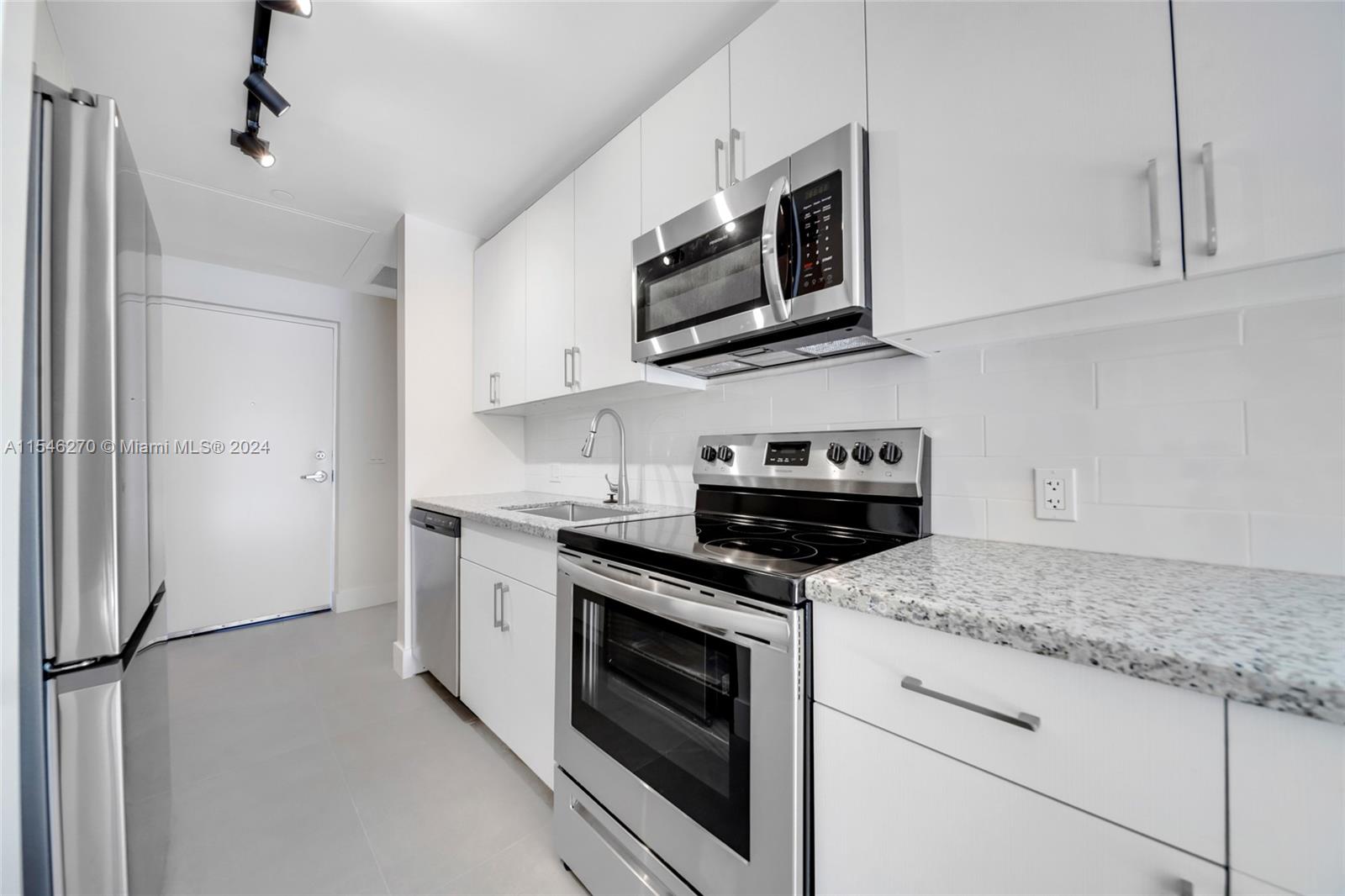 1536 NW 15th Ave 104, Miami, Florida 33125, ,1 BathroomBathrooms,Residentiallease,For Rent,1536 NW 15th Ave 104,A11546270