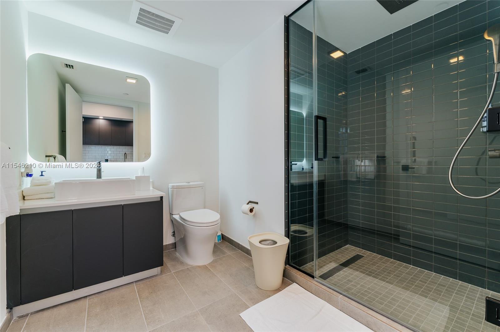 227 NE 2nd St 2508, Miami, Florida 33132, ,1 BathroomBathrooms,Residential,For Sale,227 NE 2nd St 2508,A11546210