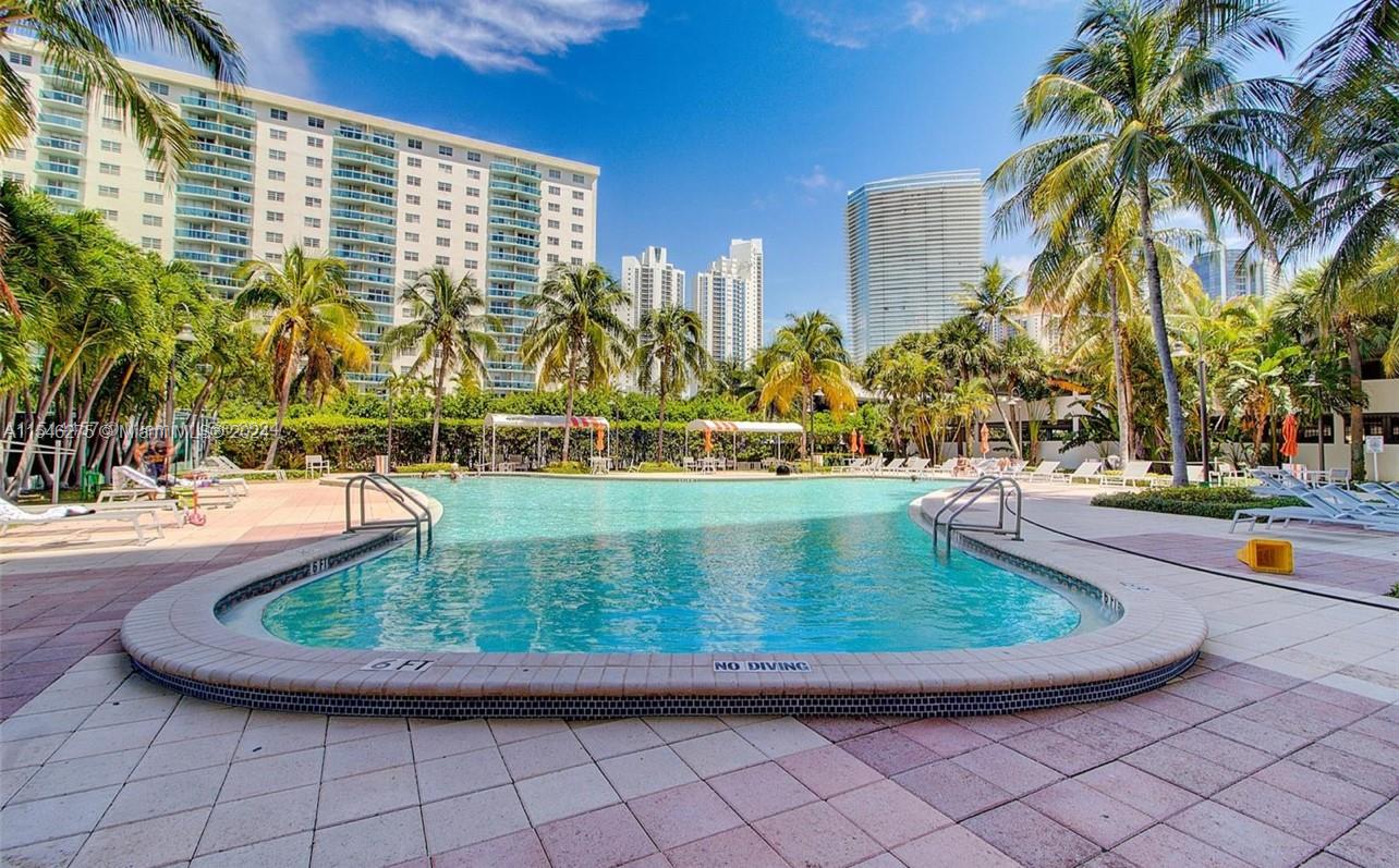 19380 Collins Ave 623, Sunny Isles Beach, Florida 33160, 1 Bedroom Bedrooms, ,1 BathroomBathrooms,Residentiallease,For Rent,19380 Collins Ave 623,A11546275