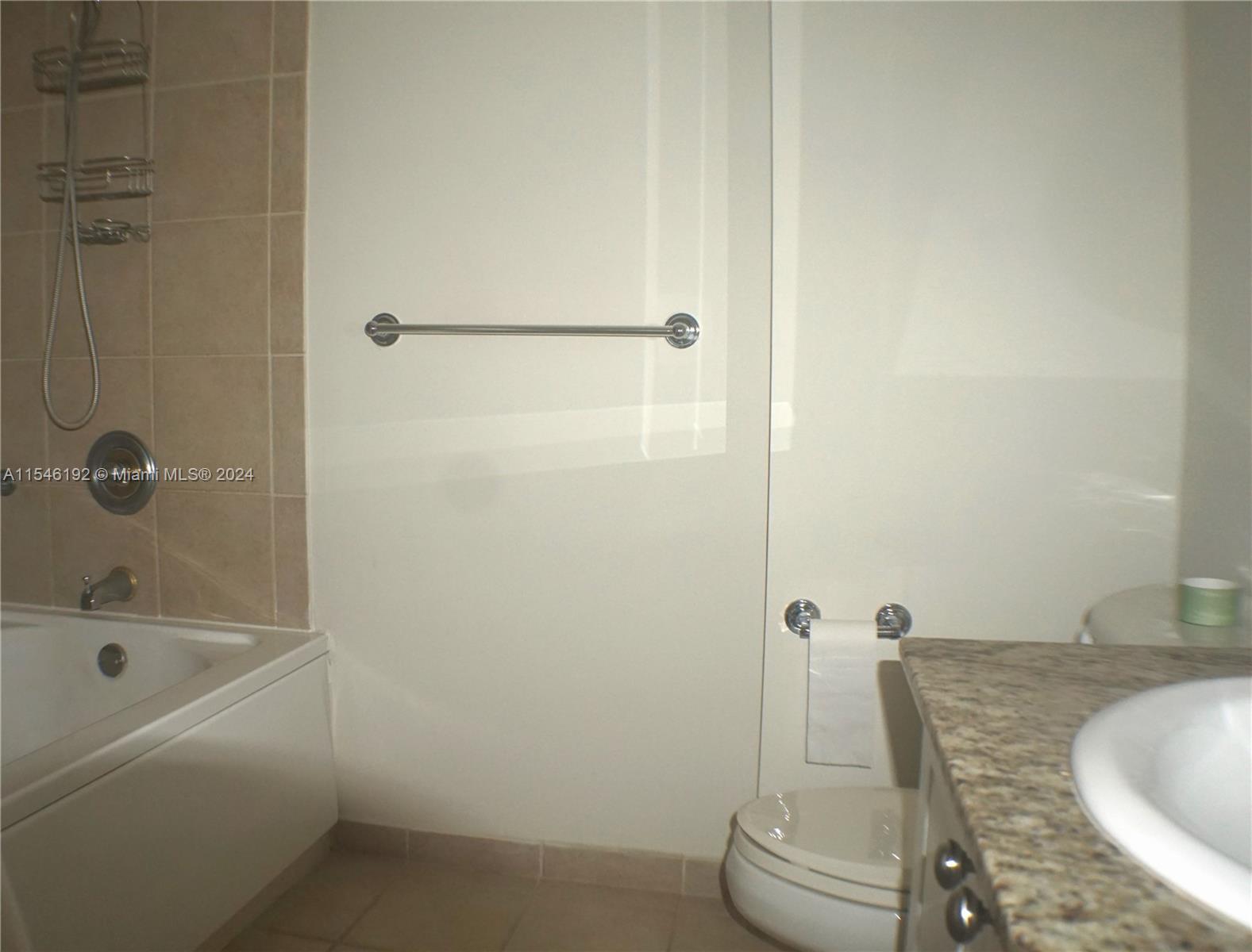 19501 W Country Club Dr 2106, Aventura, Florida 33180, 1 Bedroom Bedrooms, ,1 BathroomBathrooms,Residentiallease,For Rent,19501 W Country Club Dr 2106,A11546192