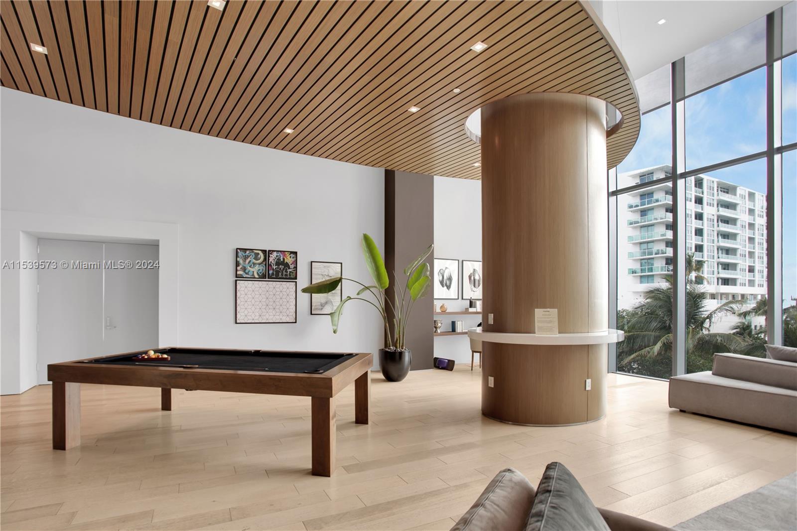 460 NE 28th St 2208, Miami, Florida 33137, 3 Bedrooms Bedrooms, ,2 BathroomsBathrooms,Residential,For Sale,460 NE 28th St 2208,A11539573