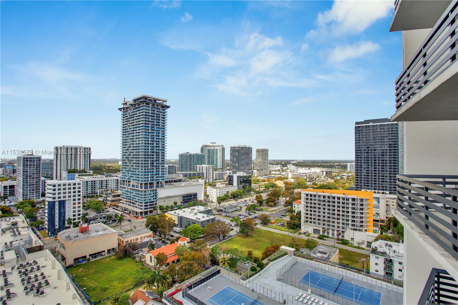 460 NE 28th St 2208, Miami, Florida 33137, 3 Bedrooms Bedrooms, ,2 BathroomsBathrooms,Residential,For Sale,460 NE 28th St 2208,A11539573