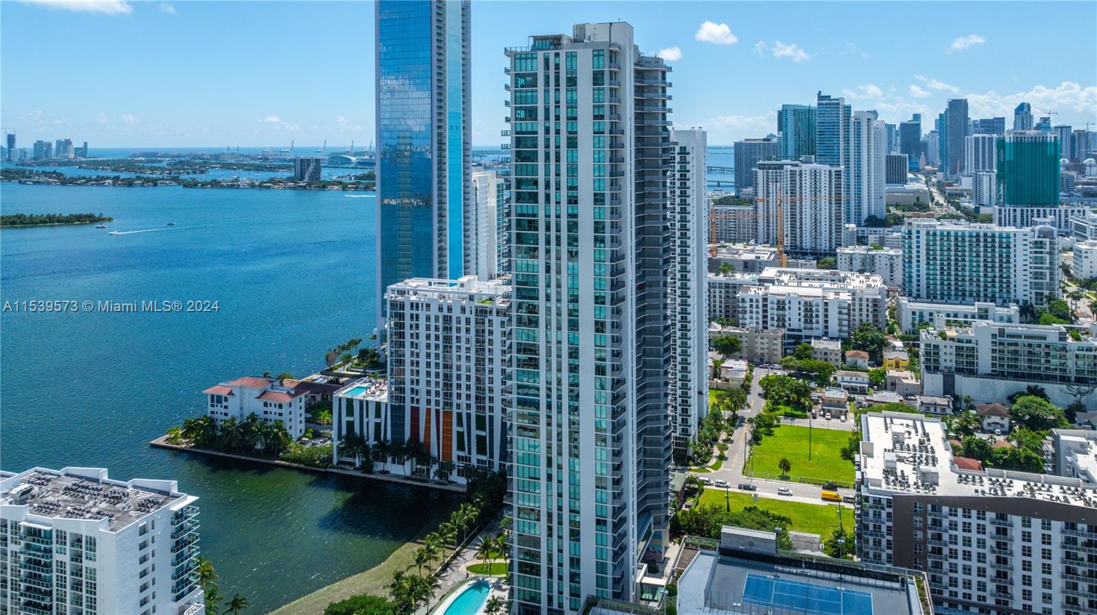 460 NE 28th St 2208, Miami, Florida 33137, 3 Bedrooms Bedrooms, ,2 BathroomsBathrooms,Residential,For Sale,460 NE 28th St 2208,A11539573