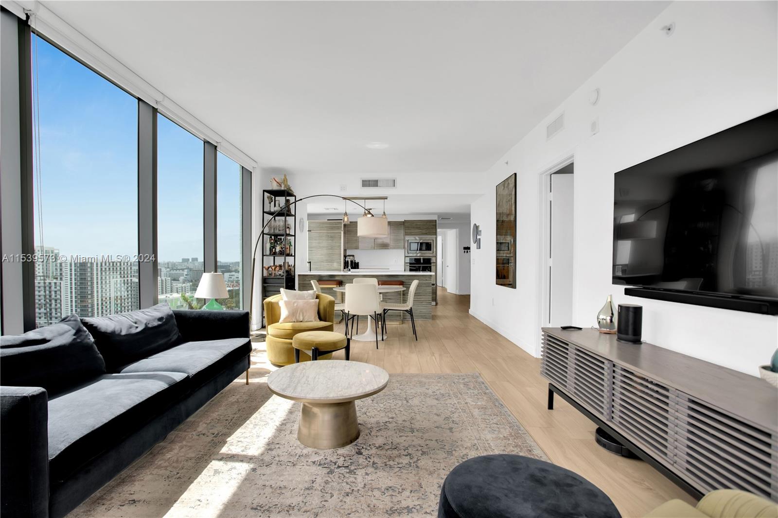 460 NE 28th St 2208, Miami, Florida 33137, 3 Bedrooms Bedrooms, ,2 BathroomsBathrooms,Residential,For Sale,460 NE 28th St 2208,A11539573