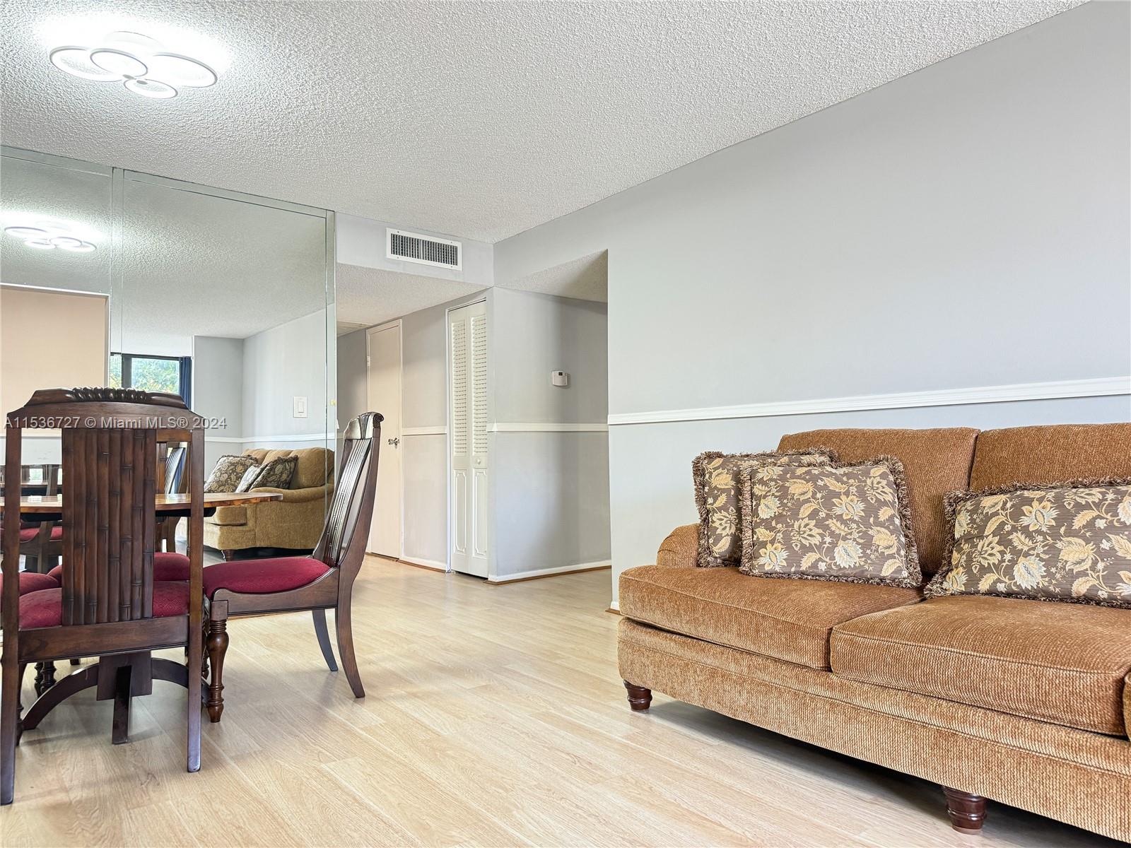 1000 Parkview Dr 306, Hallandale Beach, Florida 33009, 1 Bedroom Bedrooms, ,1 BathroomBathrooms,Residential,For Sale,1000 Parkview Dr 306,A11536727