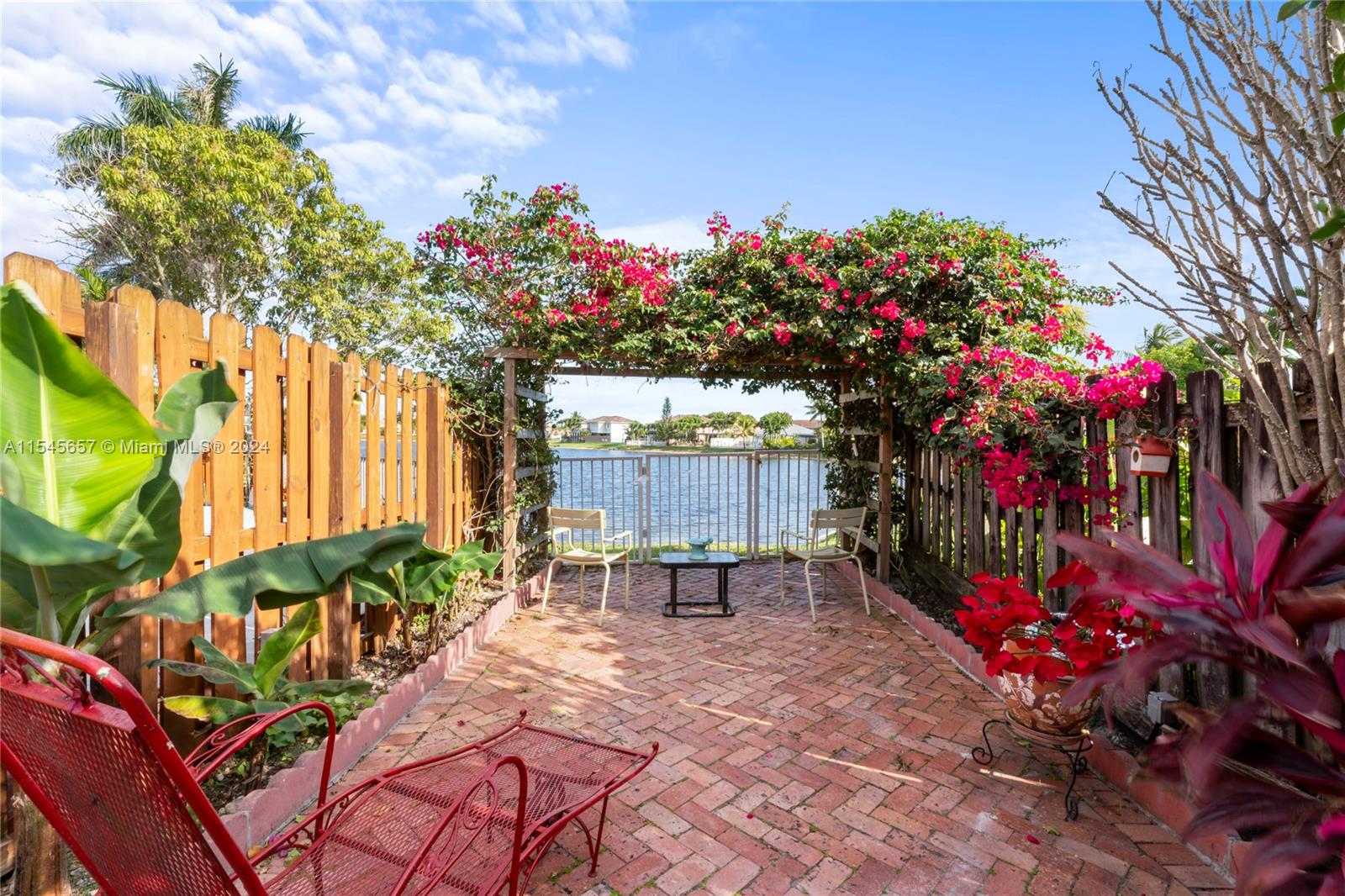 16368 SW 43rd Terrace, Miami, Florida 33185, 4 Bedrooms Bedrooms, ,2 BathroomsBathrooms,Residential,For Sale,16368 SW 43rd Terrace,A11545657