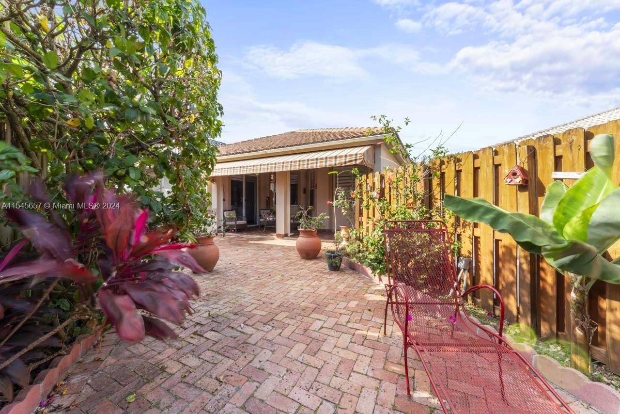 16368 SW 43rd Terrace, Miami, Florida 33185, 4 Bedrooms Bedrooms, ,2 BathroomsBathrooms,Residential,For Sale,16368 SW 43rd Terrace,A11545657