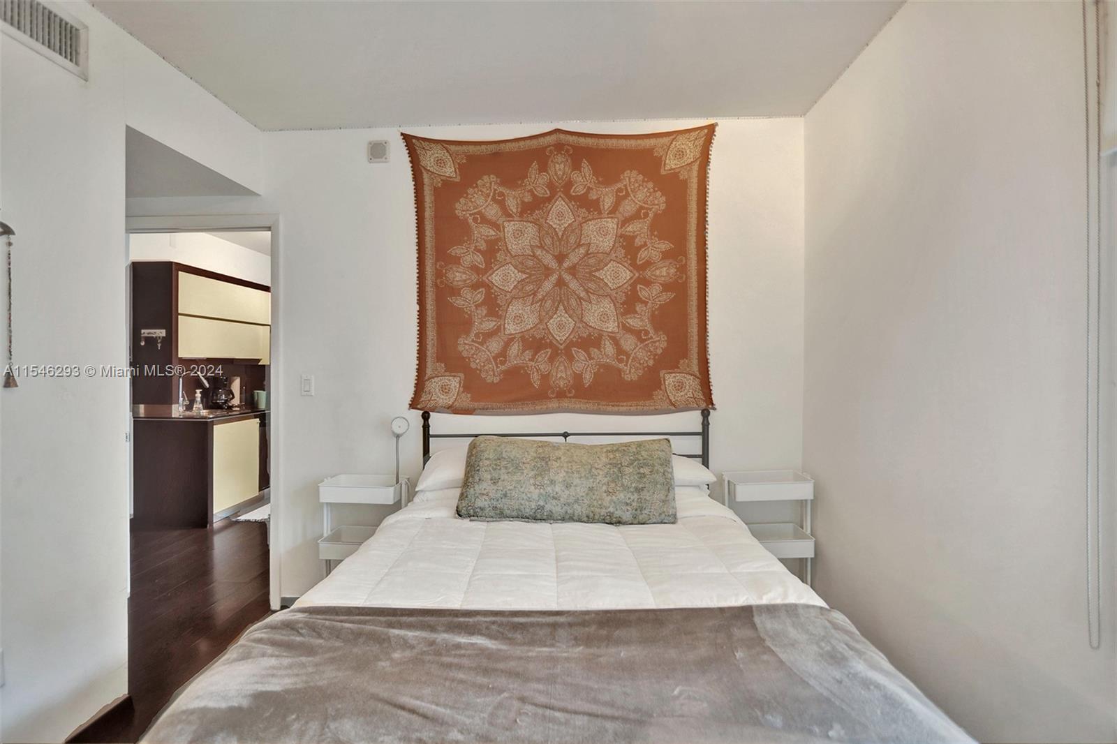 435 21st St 210, Miami Beach, Florida 33139, 1 Bedroom Bedrooms, ,1 BathroomBathrooms,Residential,For Sale,435 21st St 210,A11546293