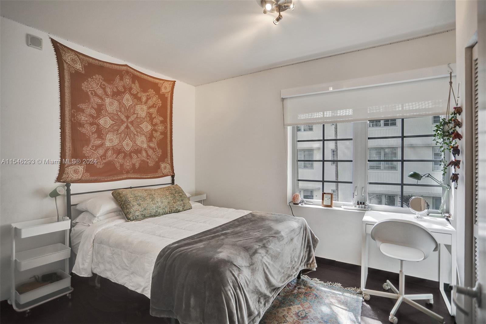 435 21st St 210, Miami Beach, Florida 33139, 1 Bedroom Bedrooms, ,1 BathroomBathrooms,Residential,For Sale,435 21st St 210,A11546293