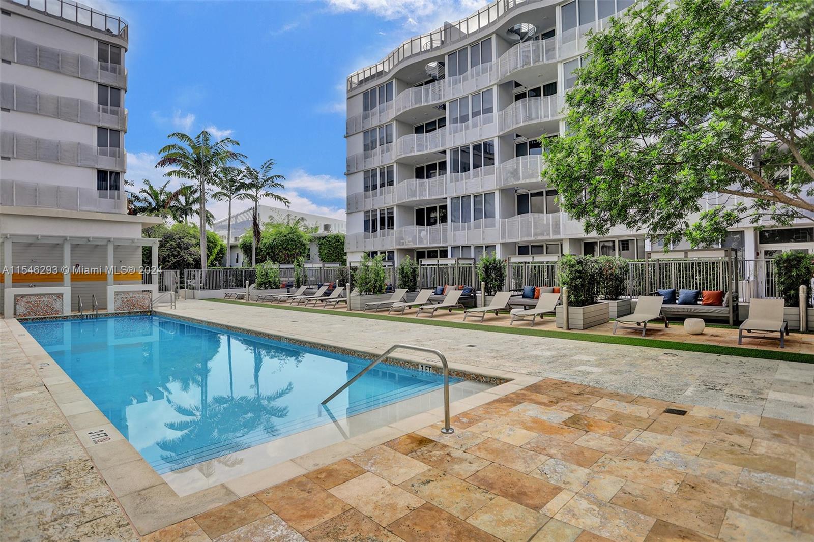 435 21st St 210, Miami Beach, Florida 33139, 1 Bedroom Bedrooms, ,1 BathroomBathrooms,Residential,For Sale,435 21st St 210,A11546293