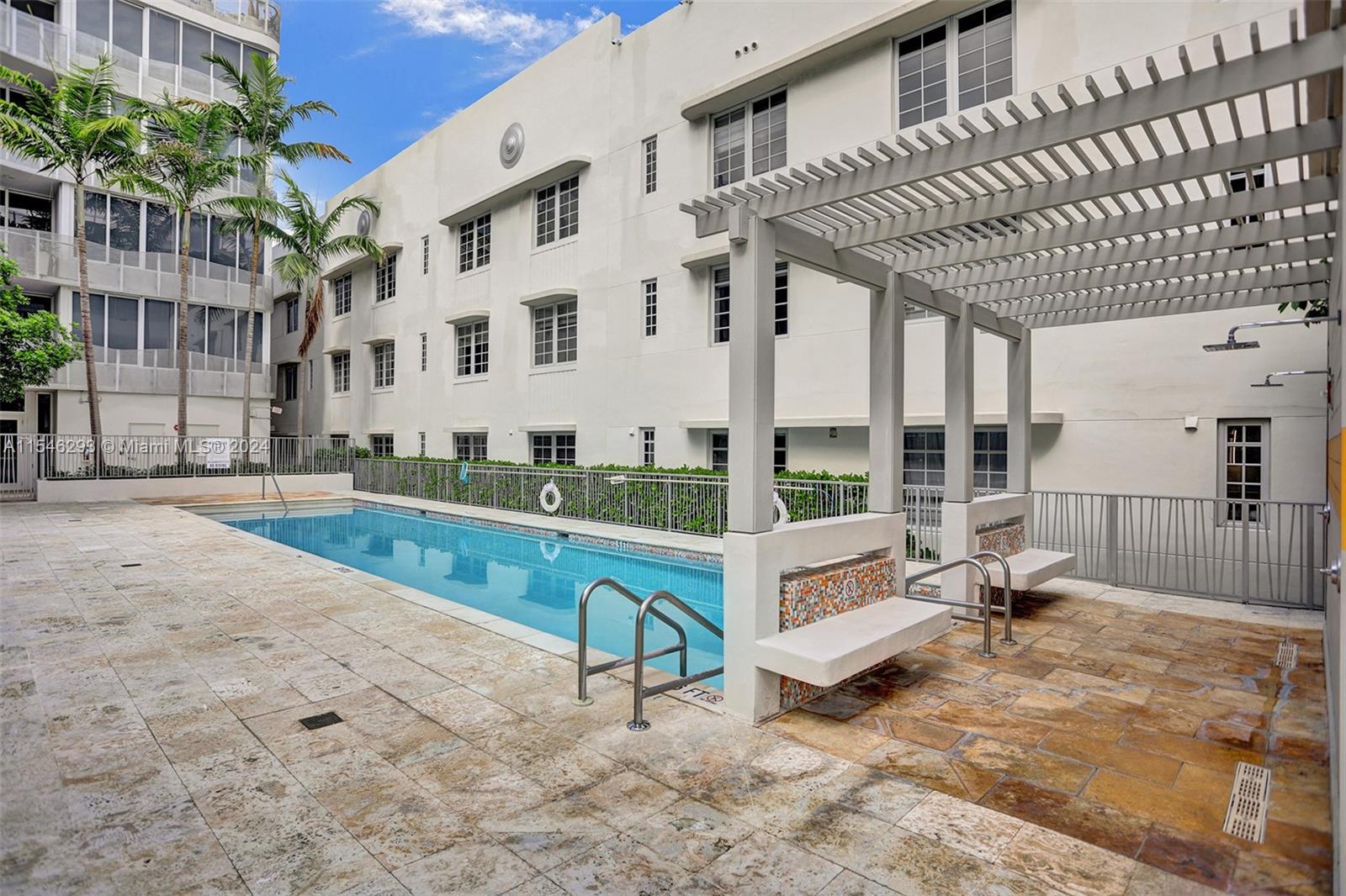 435 21st St 210, Miami Beach, Florida 33139, 1 Bedroom Bedrooms, ,1 BathroomBathrooms,Residential,For Sale,435 21st St 210,A11546293