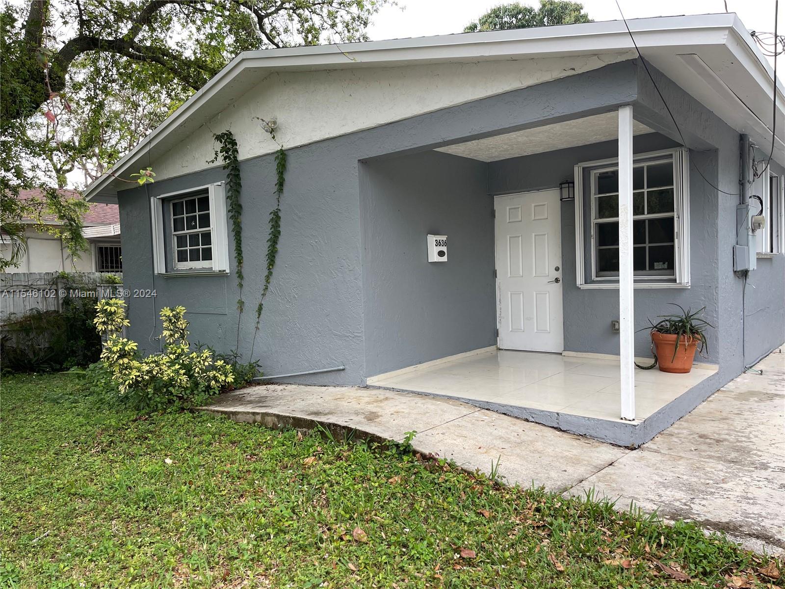 3636  Oak Ave  For Sale A11546102, FL