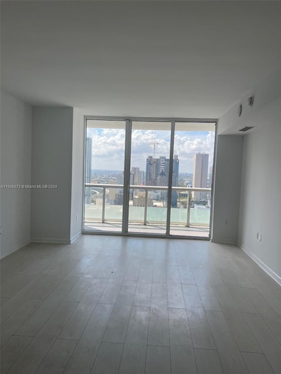 Available for Lease at 50 Biscayne Condominium, 1 Bedroom 1 Bath plus Den, Beautiful Panoramic views from the 34th Floor, Includes Internet/Cable with Building, Full Service Building with Gym, Pool, Spa, 24/7 Security/Valet. Amazing Location and Easy to Show. Long Term Lease only, 1 Year minimum Call LA for details and Showings.