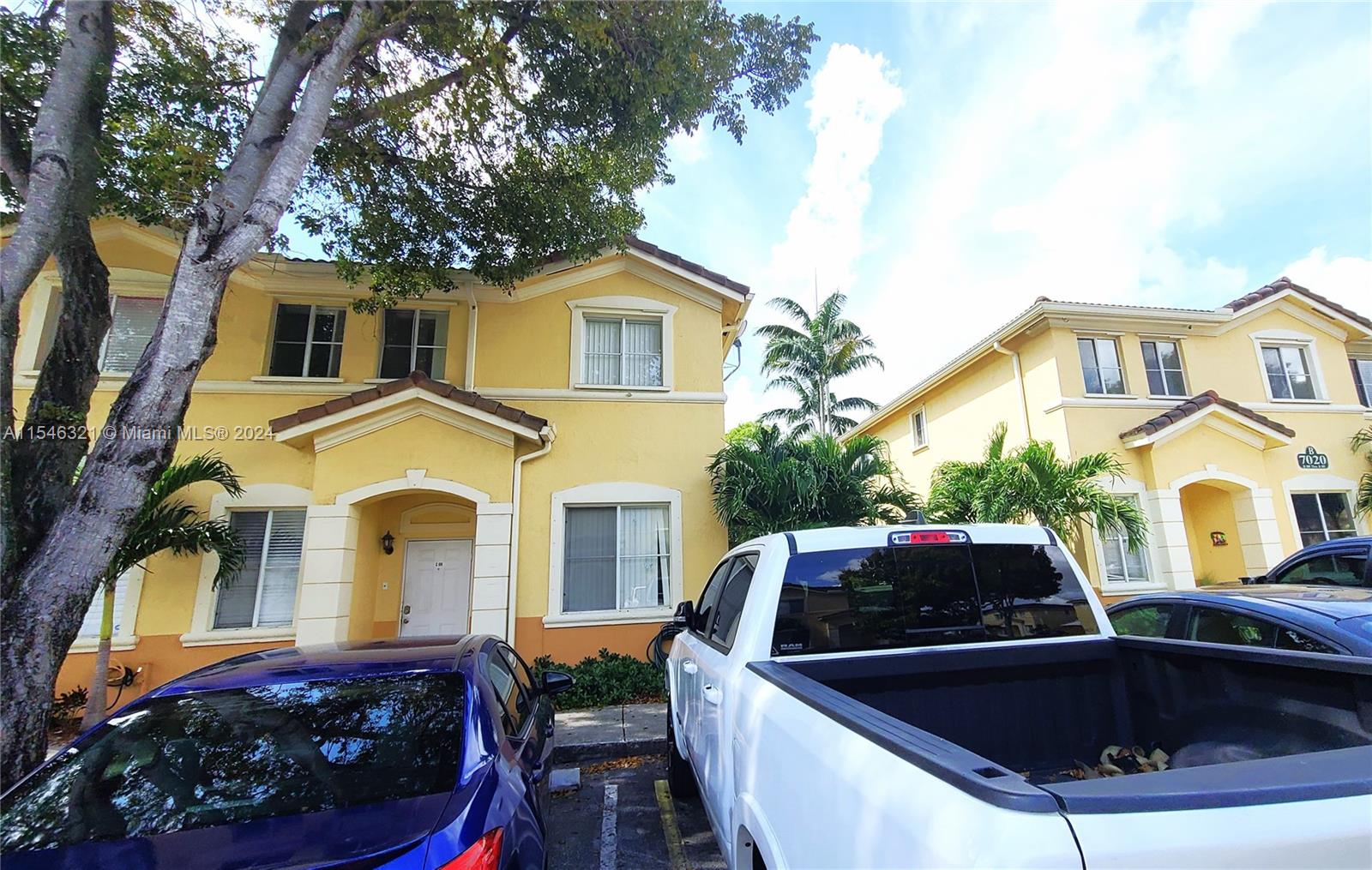 7010 NW 177th St C100, Hialeah, Florida 33015, 3 Bedrooms Bedrooms, ,3 BathroomsBathrooms,Residentiallease,For Rent,7010 NW 177th St C100,A11546321