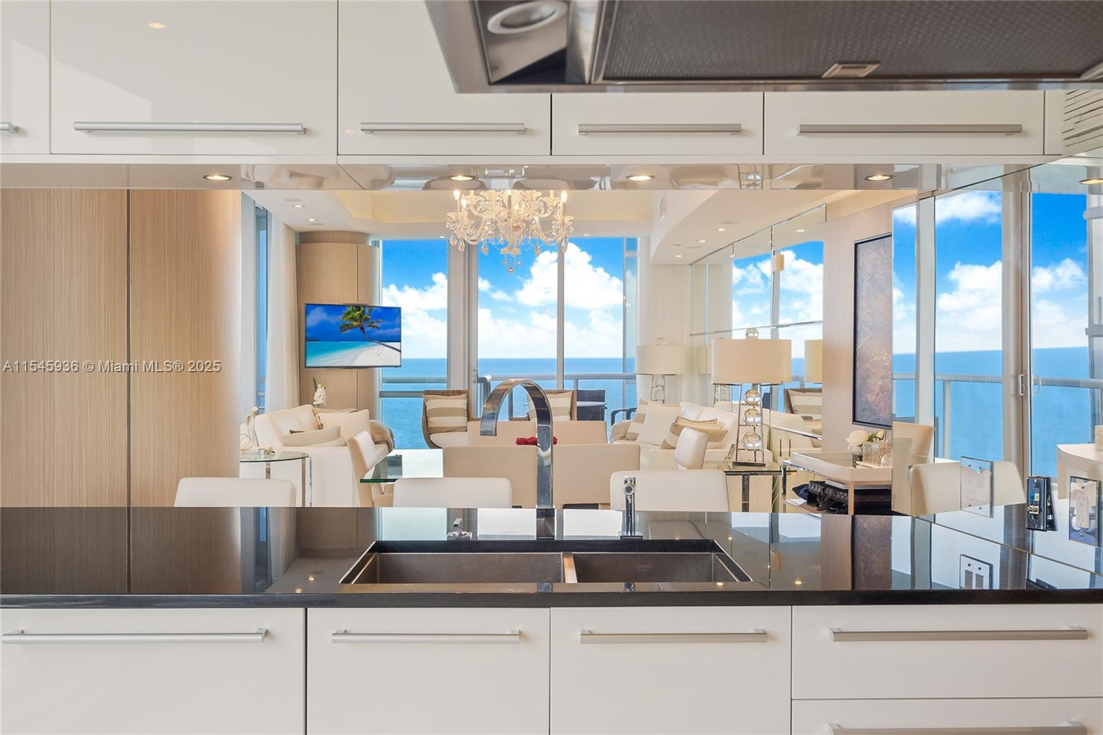 17121 Collins Ave, Sunny Isles Beach, FL, 33160 United States, 3 Bedrooms Bedrooms, ,3 BathroomsBathrooms,Residential,For Sale,Collins Ave,A11545936