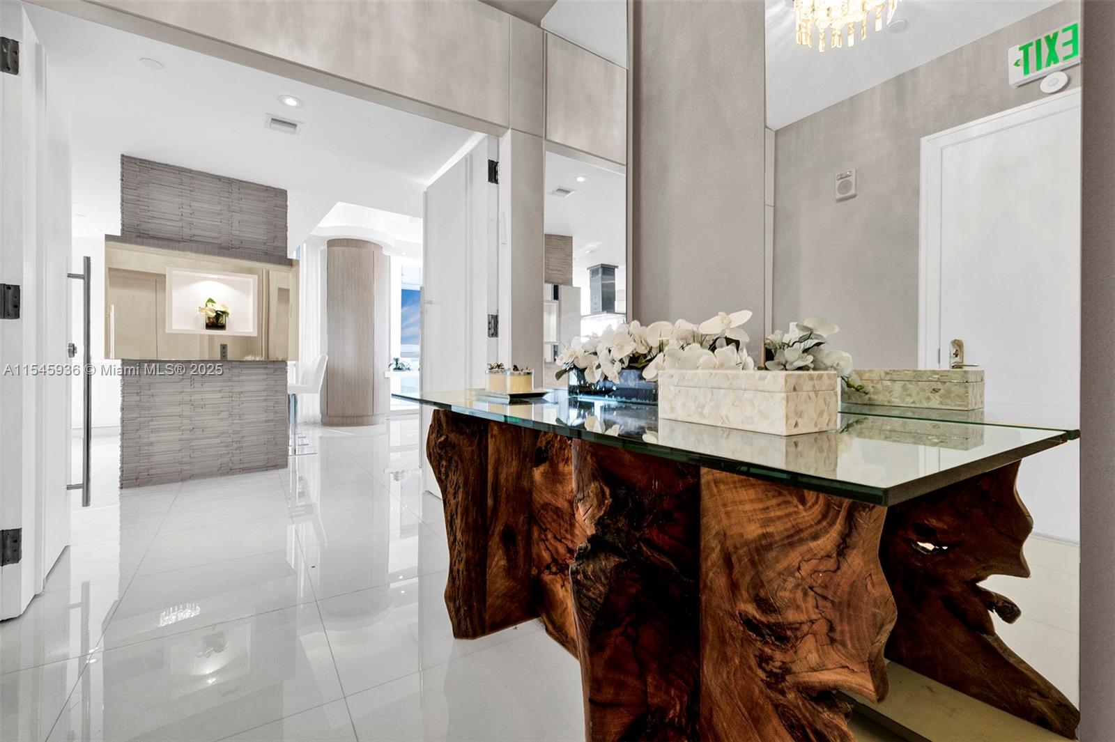 17121 Collins Ave, Sunny Isles Beach, FL, 33160 United States, 3 Bedrooms Bedrooms, ,3 BathroomsBathrooms,Residential,For Sale,Collins Ave,A11545936