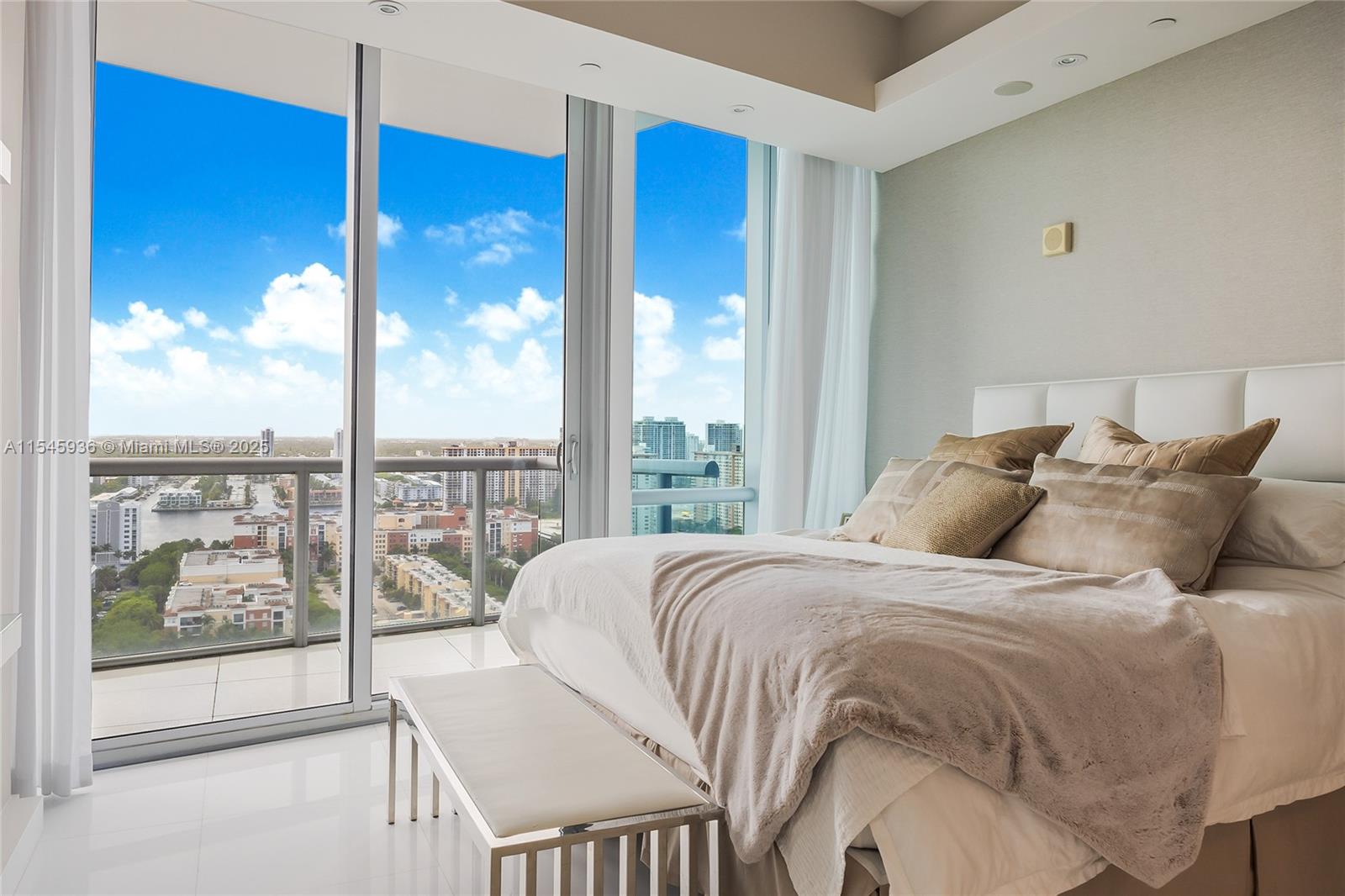17121 Collins Ave, Sunny Isles Beach, FL, 33160 United States, 3 Bedrooms Bedrooms, ,3 BathroomsBathrooms,Residential,For Sale,Collins Ave,A11545936