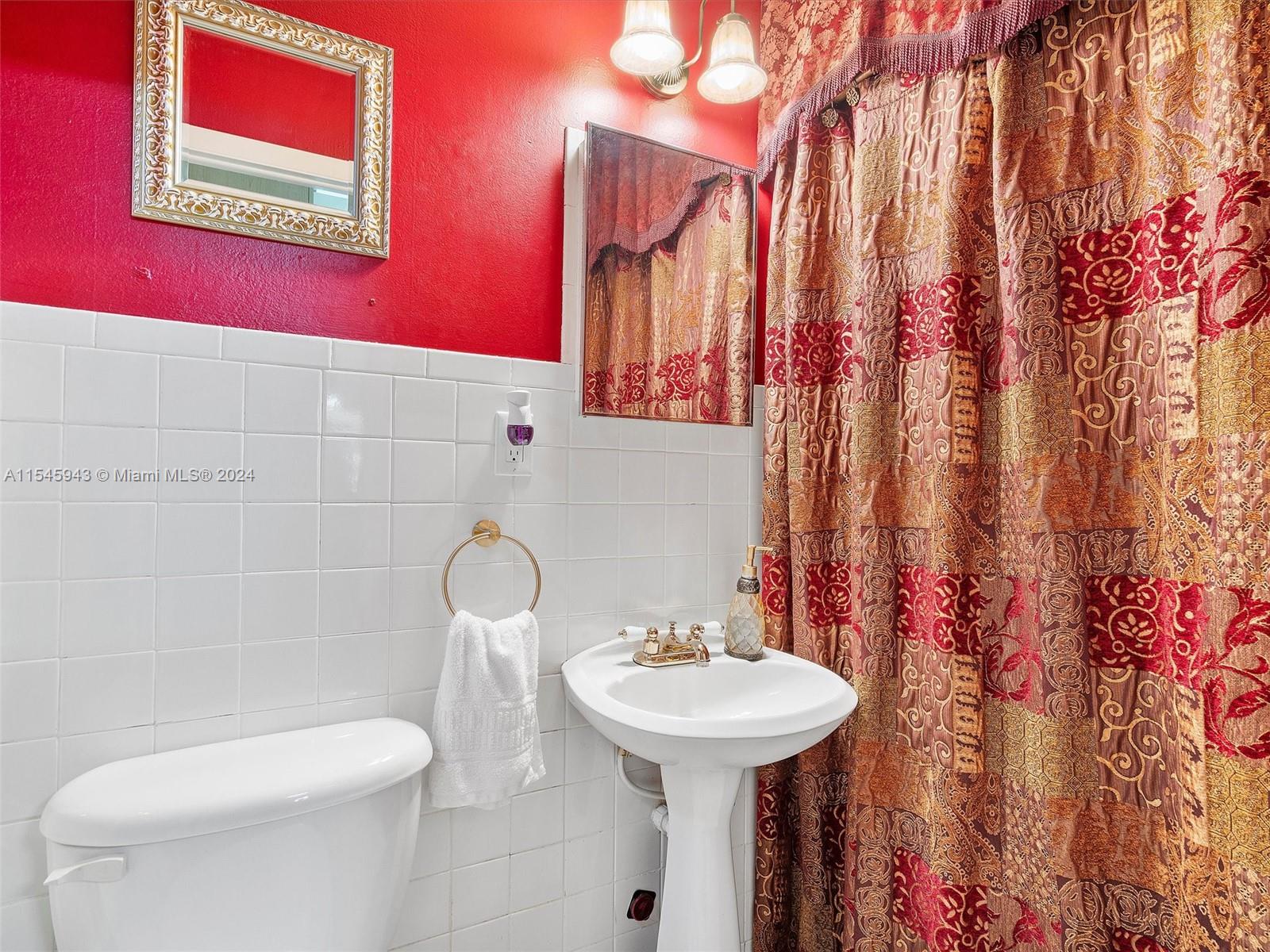 29 NE 106th St, Miami Shores, Florida 33138, 3 Bedrooms Bedrooms, ,2 BathroomsBathrooms,Residential,For Sale,29 NE 106th St,A11545943