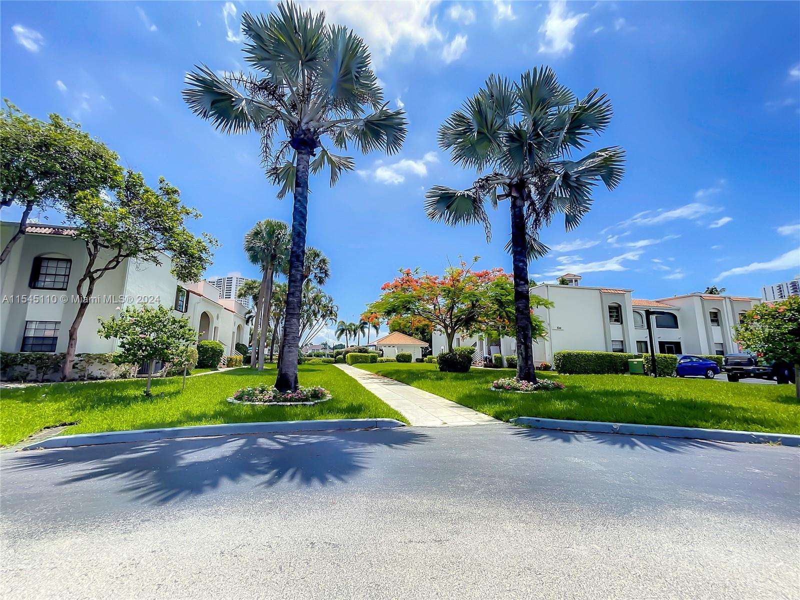 3552 Magellan Cir, Aventura, FL, 33180 United States, 2 Bedrooms Bedrooms, ,2 BathroomsBathrooms,Residential,For Sale,Magellan Cir,A11545110