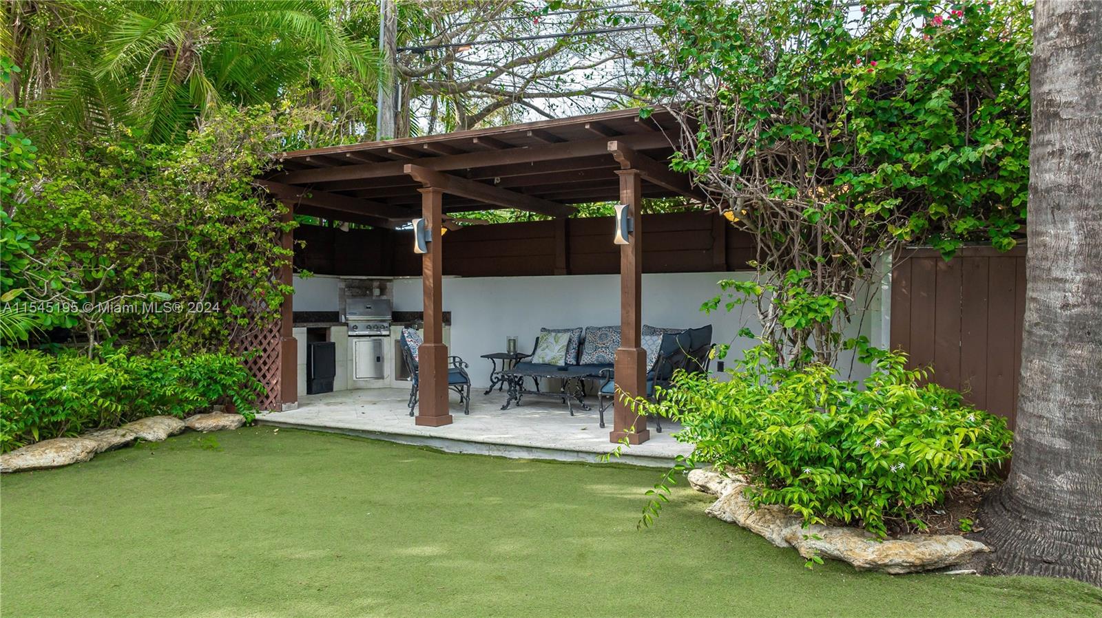 1075 NE 89th St, Miami, Florida 33138, 5 Bedrooms Bedrooms, ,4 BathroomsBathrooms,Residential,For Sale,1075 NE 89th St,A11545195