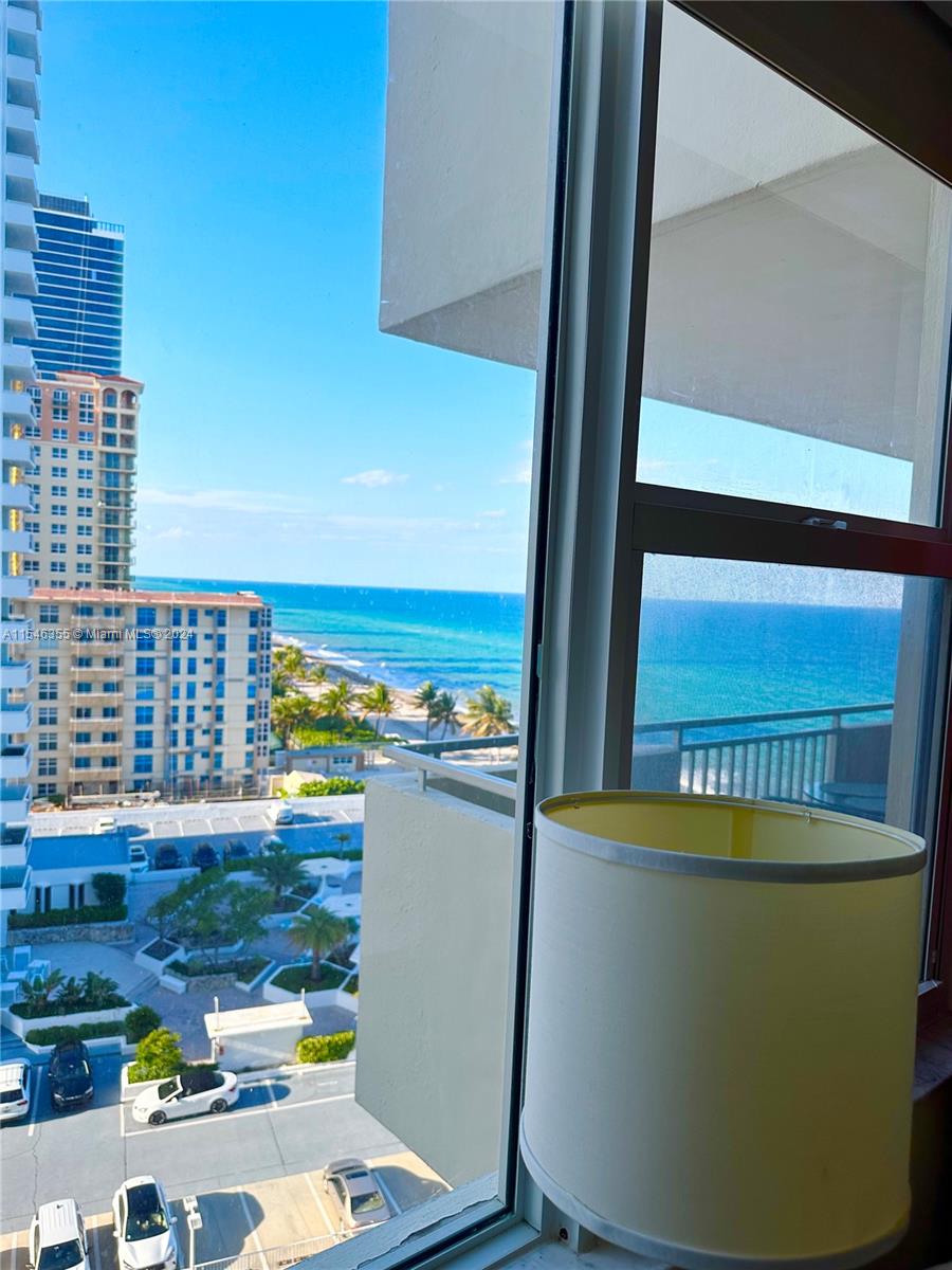 3180 S Ocean Dr 906, Hallandale Beach, Florida 33009, 2 Bedrooms Bedrooms, ,2 BathroomsBathrooms,Residentiallease,For Rent,3180 S Ocean Dr 906,A11546355