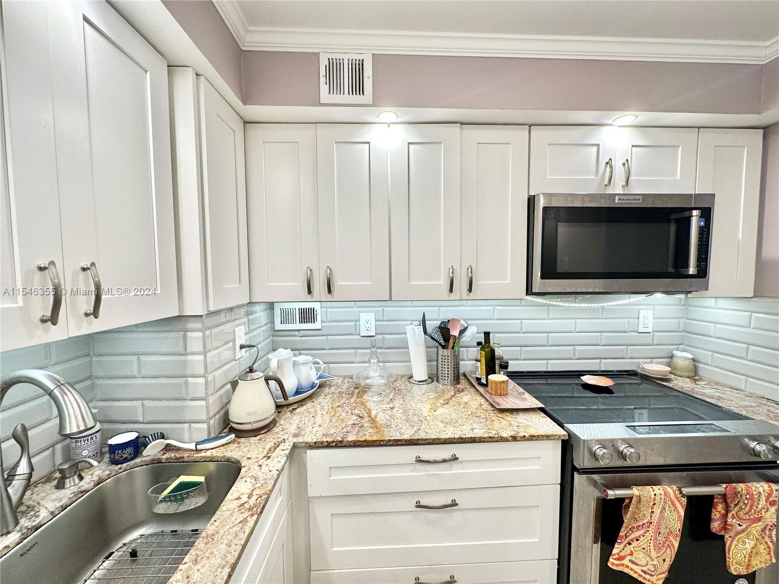 3180 S Ocean Dr 906, Hallandale Beach, Florida 33009, 2 Bedrooms Bedrooms, ,2 BathroomsBathrooms,Residentiallease,For Rent,3180 S Ocean Dr 906,A11546355