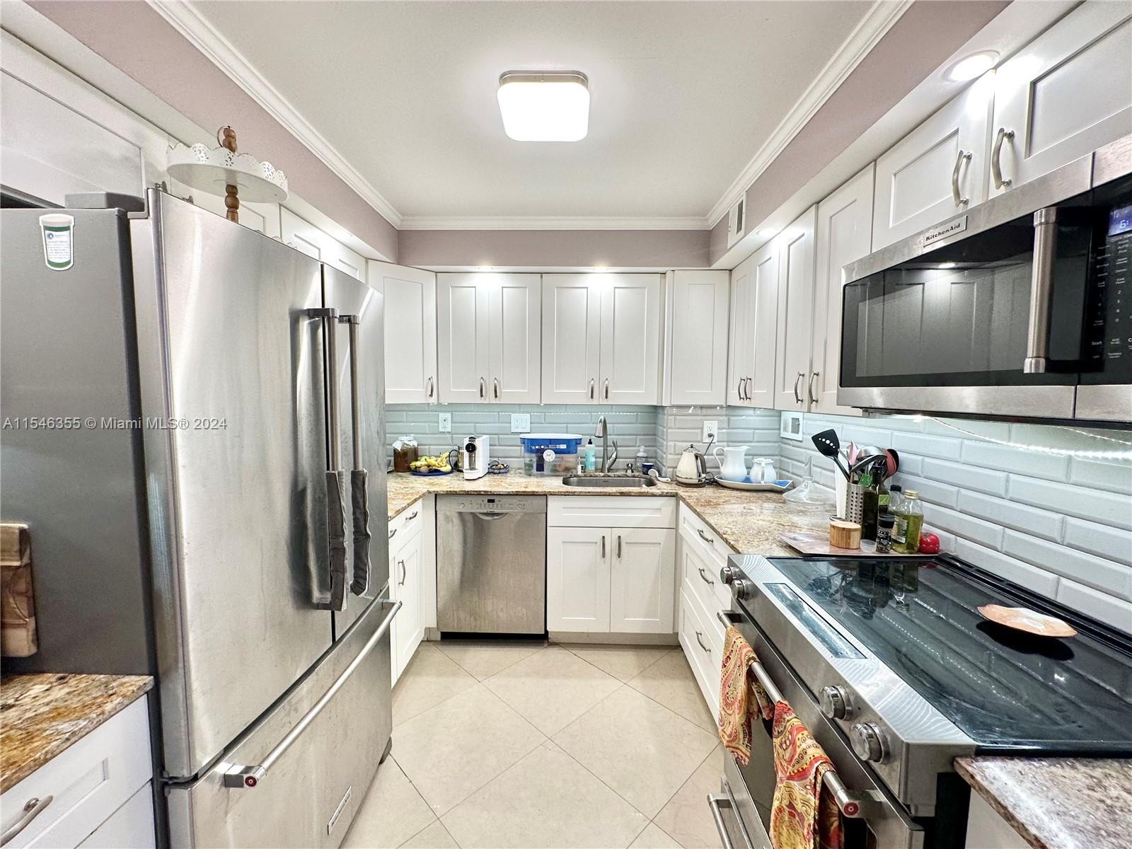 3180 S Ocean Dr 906, Hallandale Beach, Florida 33009, 2 Bedrooms Bedrooms, ,2 BathroomsBathrooms,Residentiallease,For Rent,3180 S Ocean Dr 906,A11546355