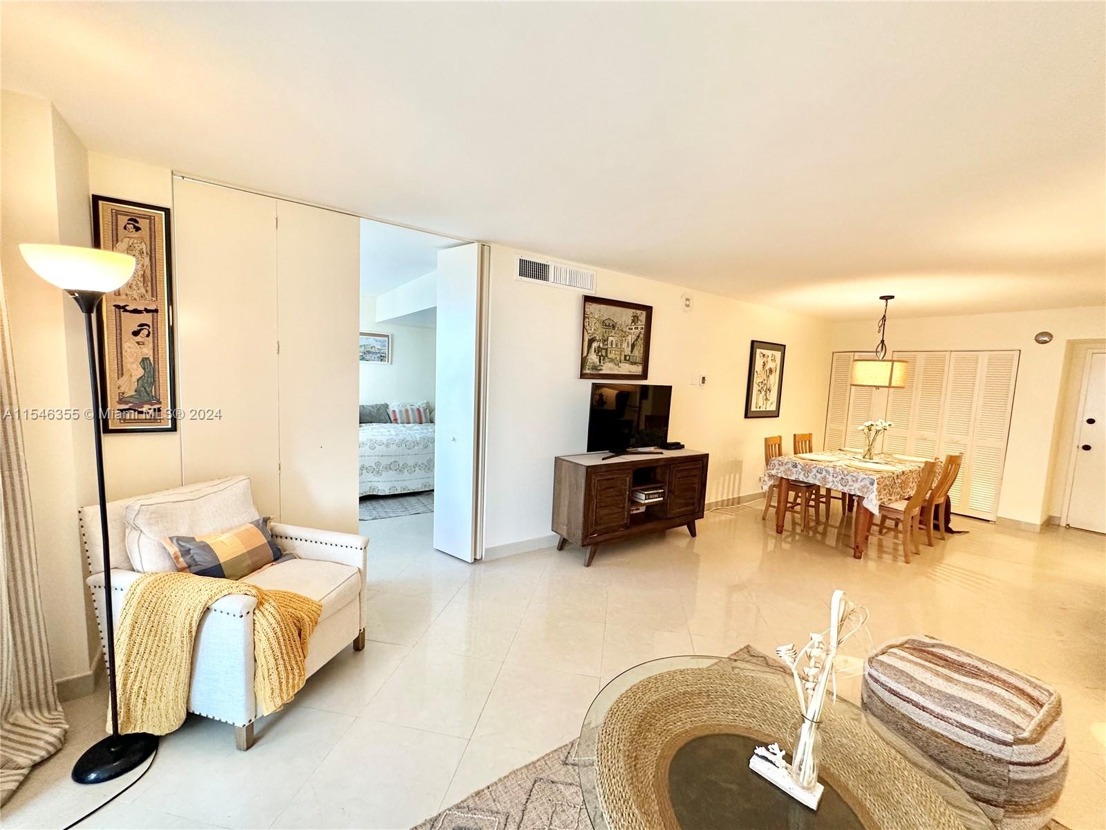 3180 S Ocean Dr 906, Hallandale Beach, Florida 33009, 2 Bedrooms Bedrooms, ,2 BathroomsBathrooms,Residentiallease,For Rent,3180 S Ocean Dr 906,A11546355
