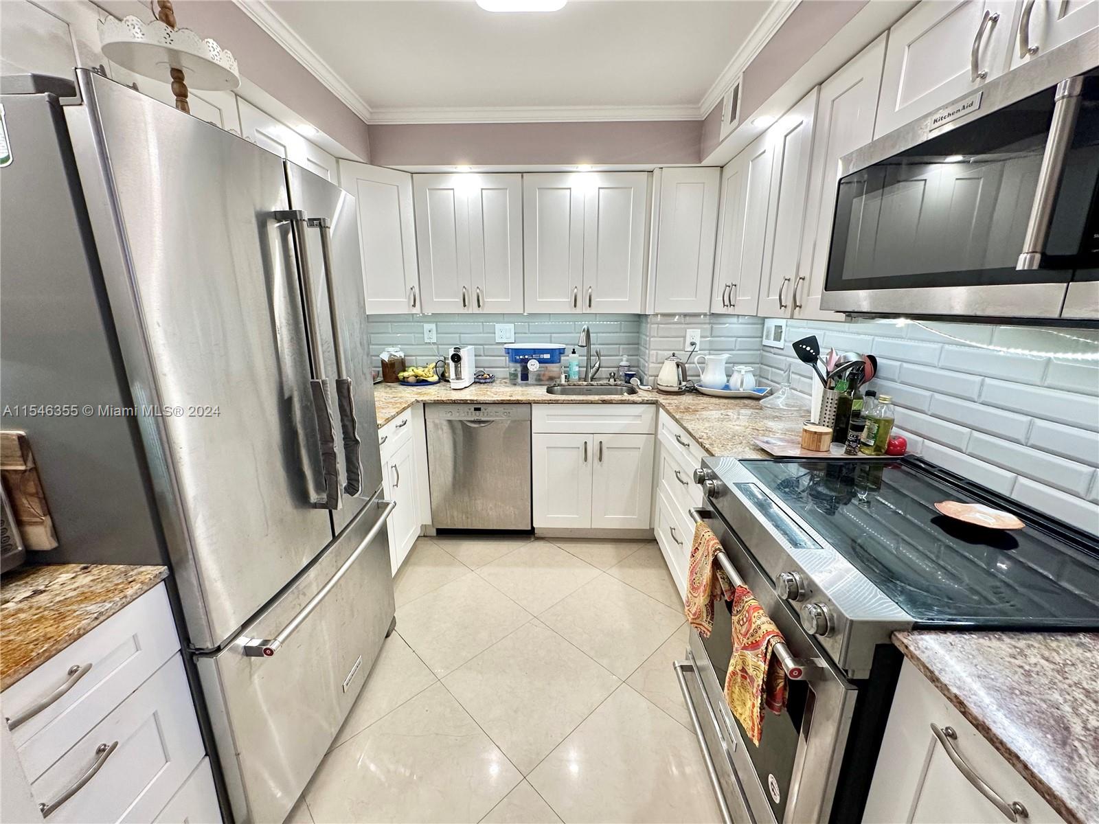 3180 S Ocean Dr 906, Hallandale Beach, Florida 33009, 2 Bedrooms Bedrooms, ,2 BathroomsBathrooms,Residentiallease,For Rent,3180 S Ocean Dr 906,A11546355